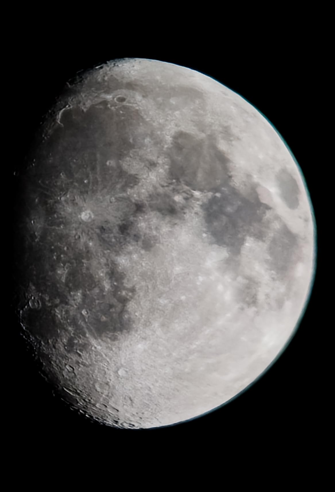 Celestron AstroMaster 130EQ-MD Telescope with Motorized Tracking | Perfect Telescope for Beginners, Motorized Star Tracking, German Equatorial Mount with Easy Manual Controls, No-Tool Setup customer photo 1