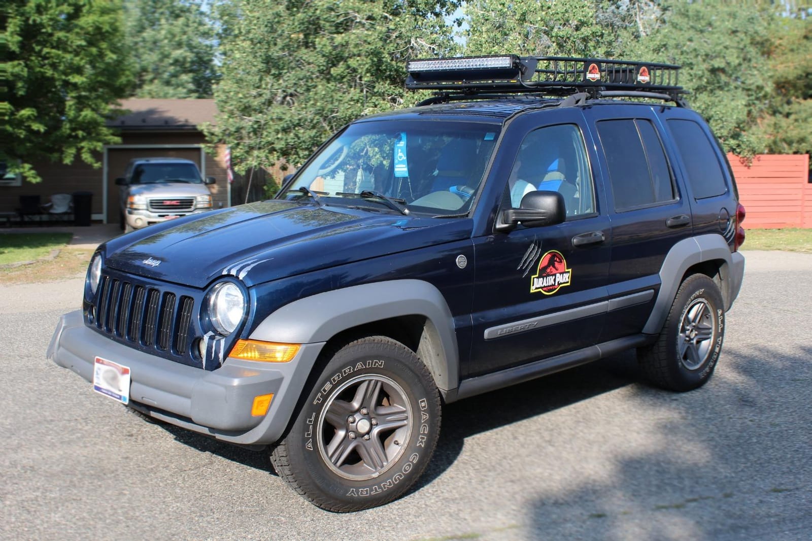 Apex Universal Steel Roof Cross Bars for Minivans & SUVs, Side Rail Mounted customer photo 1