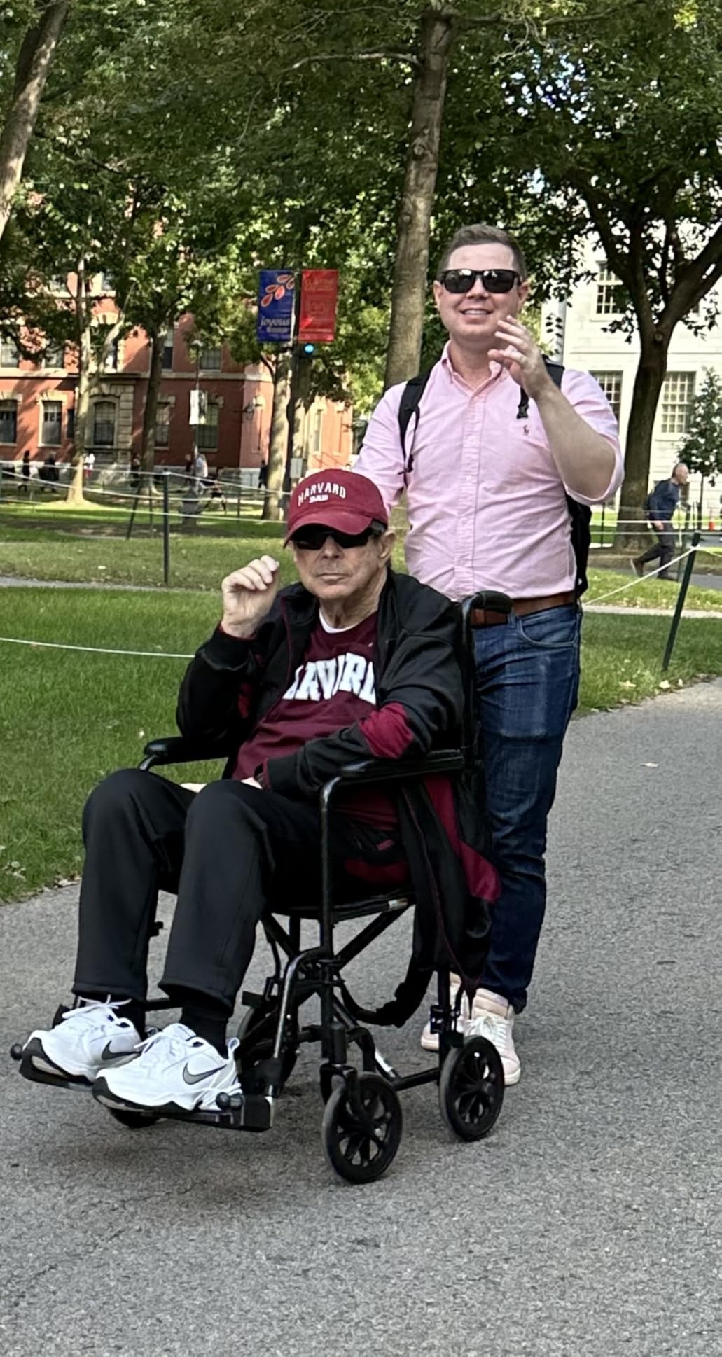 Drive Medical Folding Transport Wheelchair, Swing-Away Footrest, Silver customer photo 2