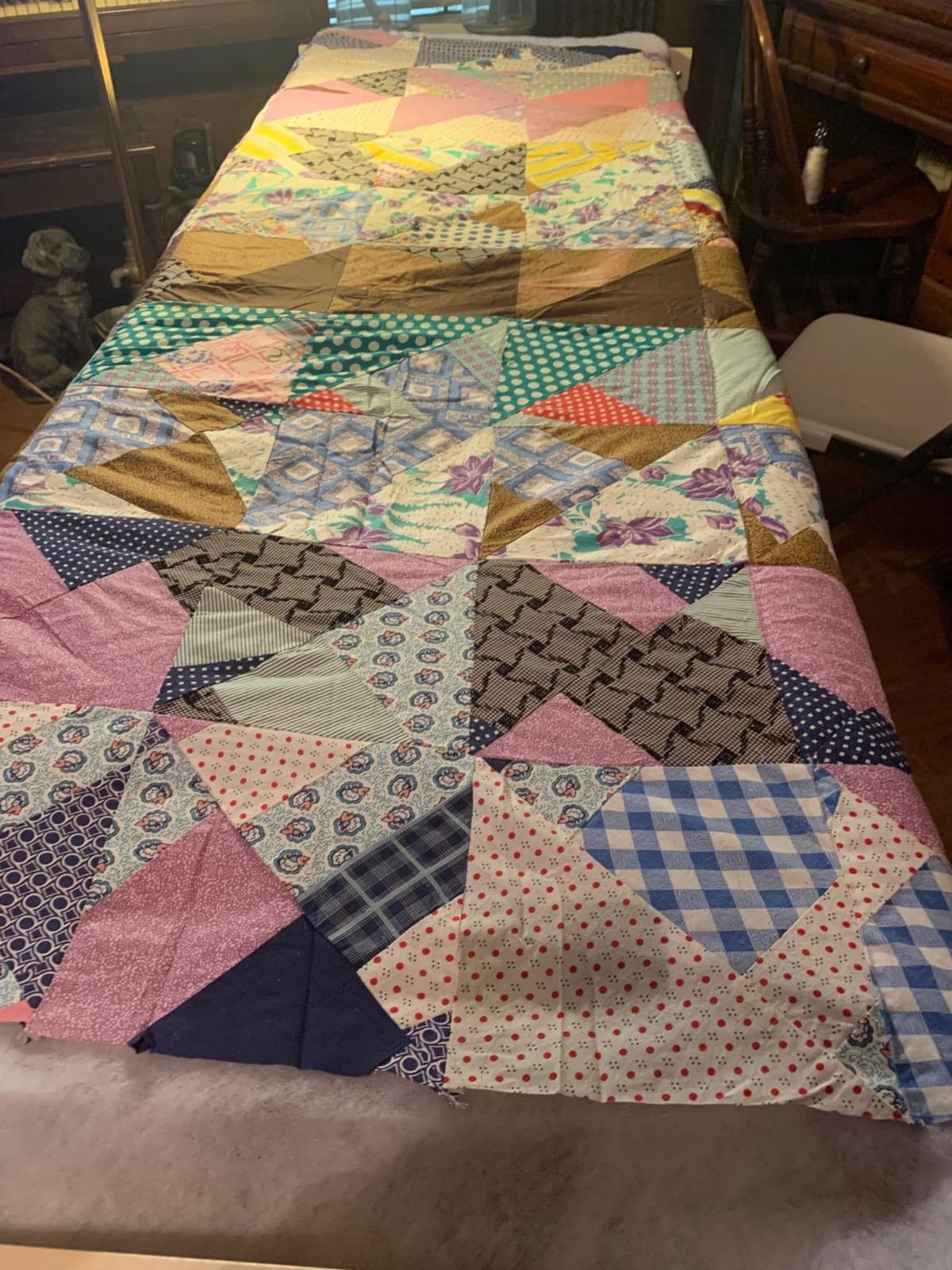 EDMUNDS Frank A. Edmunds American Legacy Full Size Quilt Frame, 5560-G customer photo 2