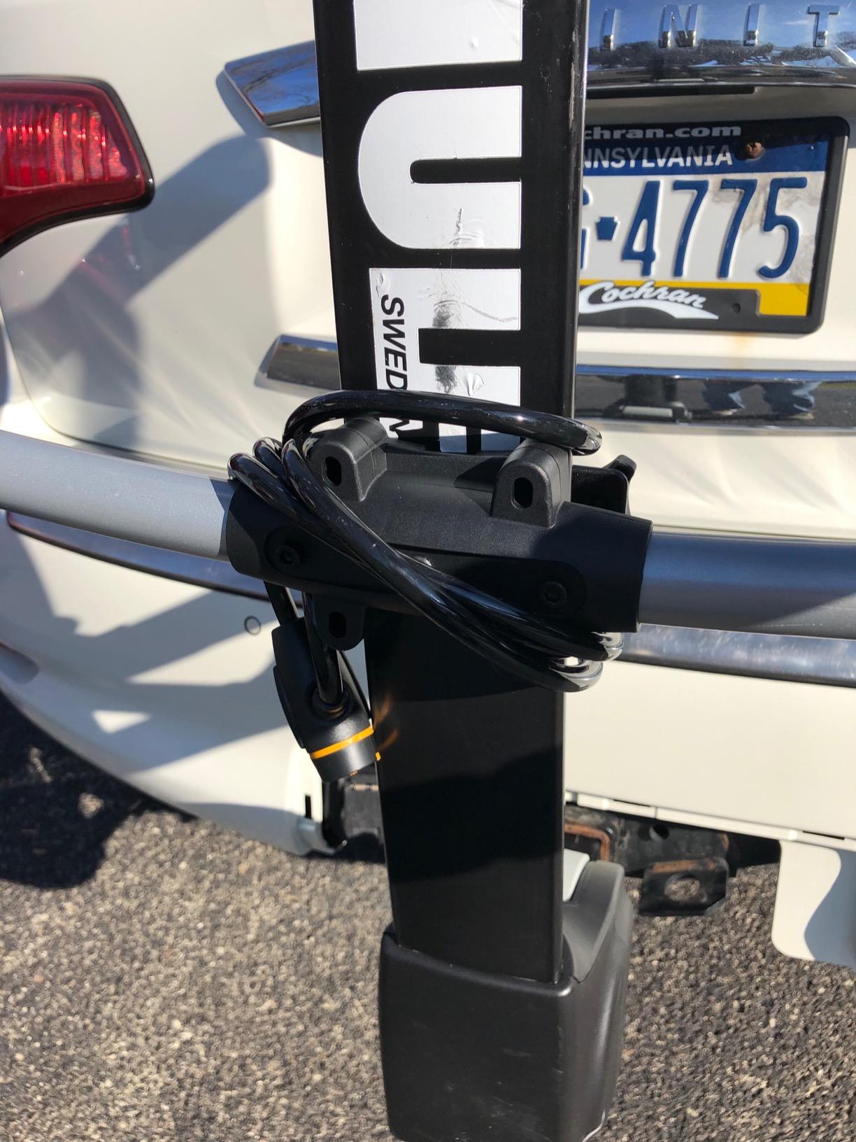 Thule Tram Hitch Ski Carrier customer photo 2