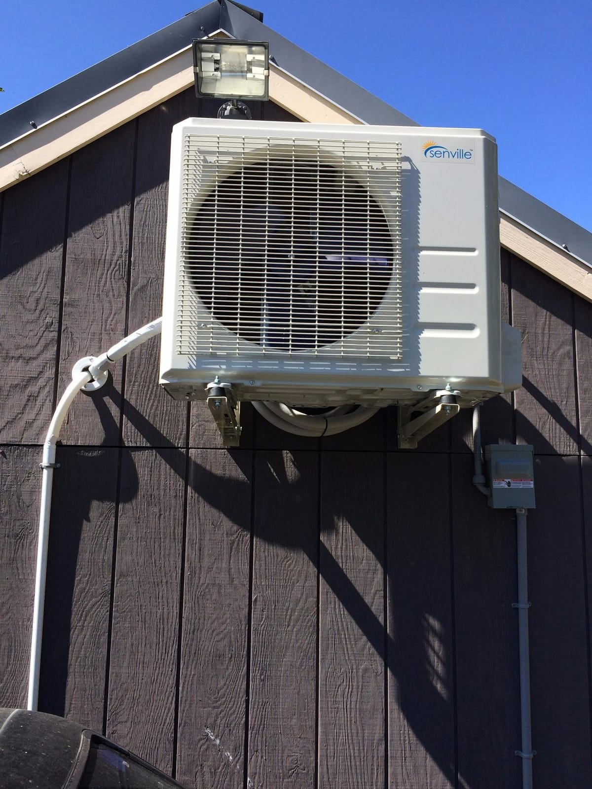 Senville AURA Mini Split Air Conditioner, Heat Pump, White, 18000 BTU customer photo 1