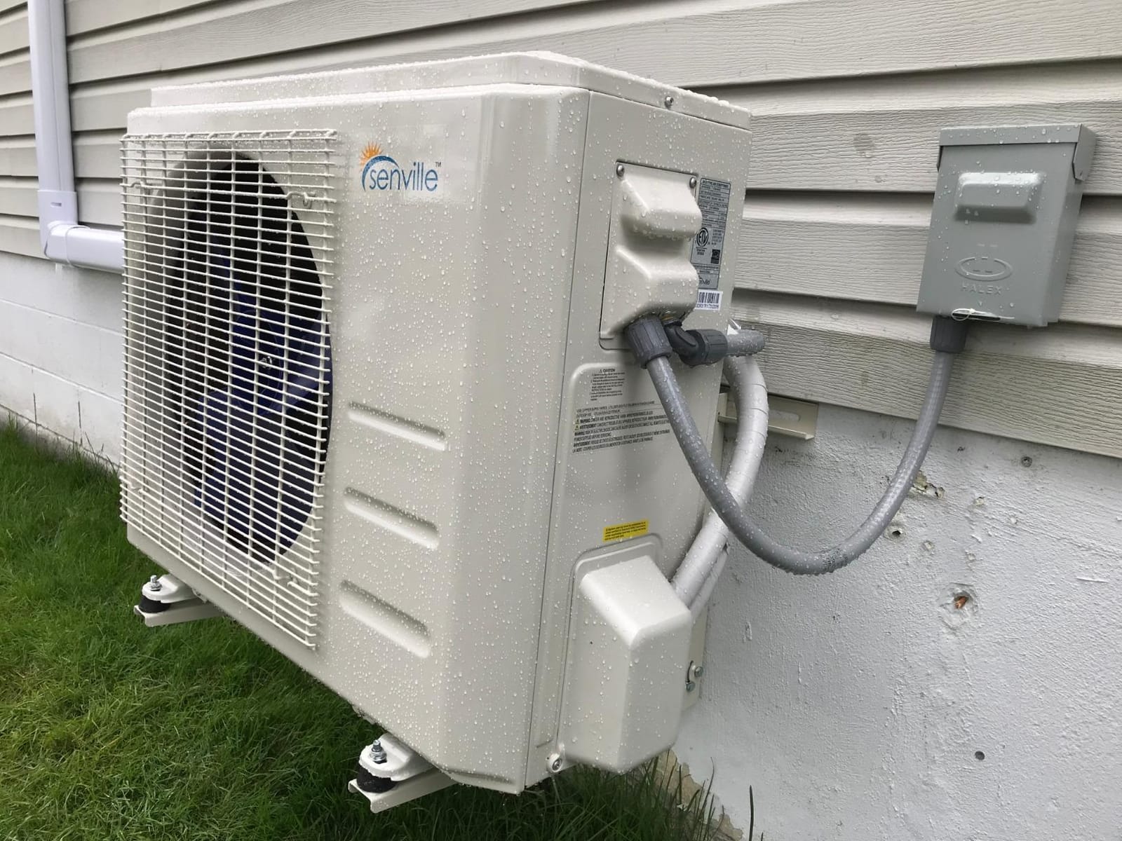 Senville AURA Mini Split Air Conditioner, Heat Pump, White, 18000 BTU customer photo 2