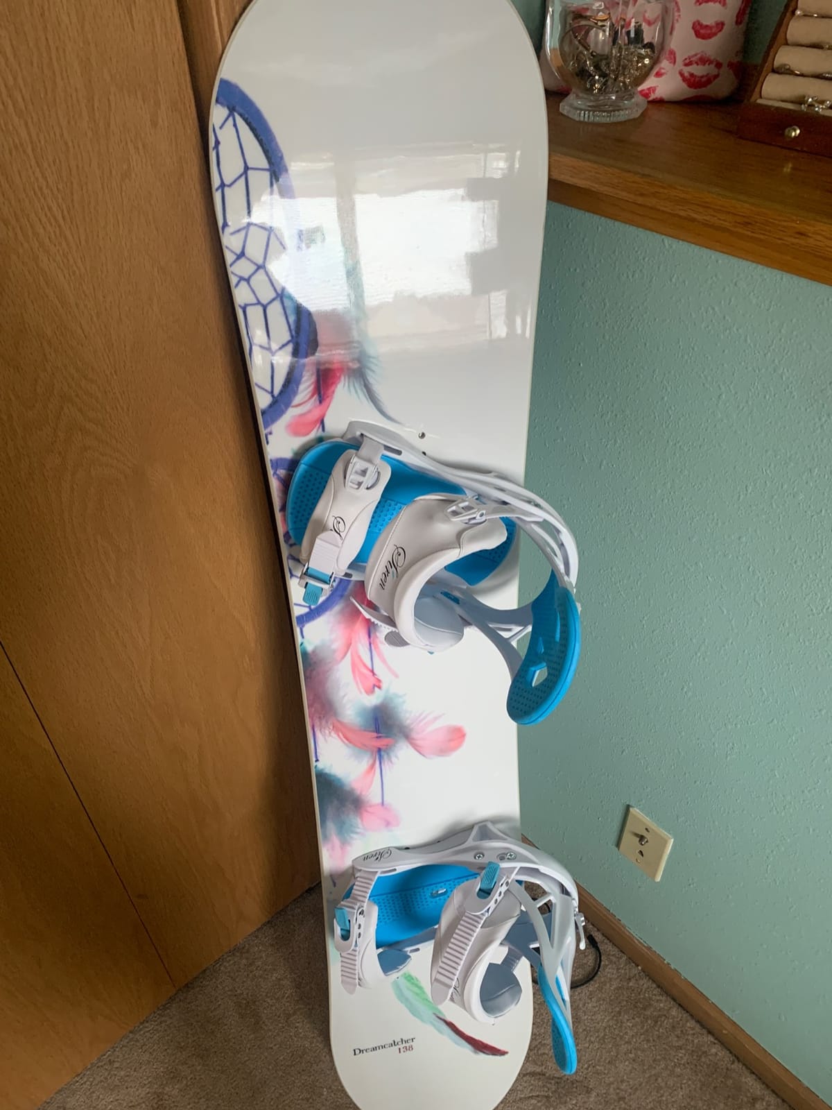 New Camp Seven Dreamcatcher Snowboard +Mystic Bindings Women's Snowboard Package customer photo 1