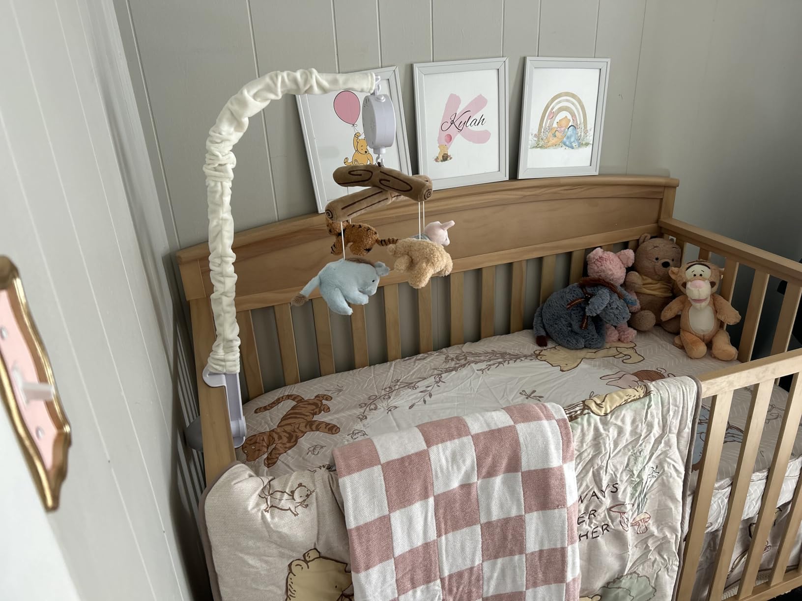 Graco Benton 5-in-1 Convertible Crib, White customer photo 1