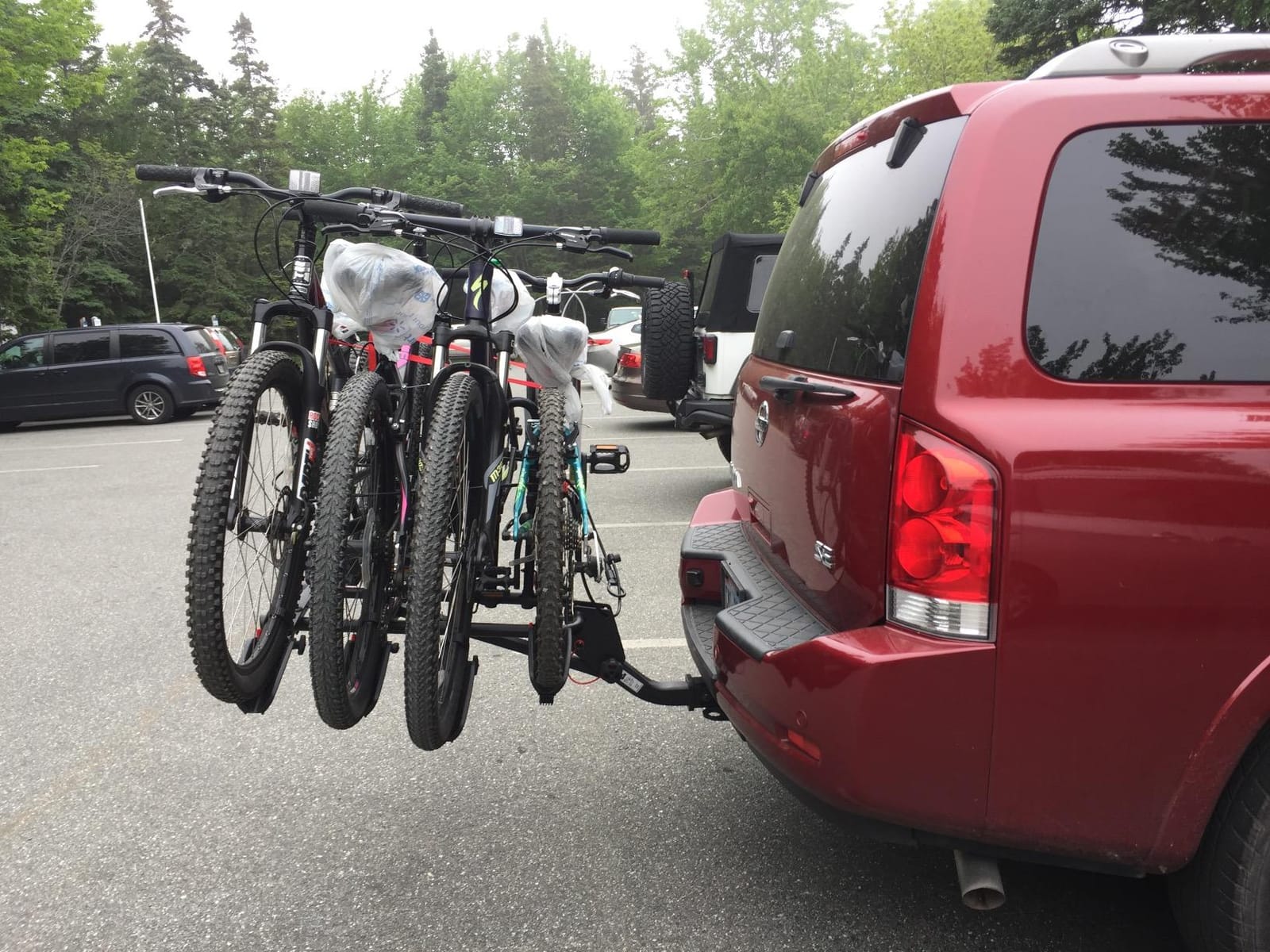 TRIMAX RMBR4 Road-MAX 4 Bike Hitch Rack, Foldable, 2