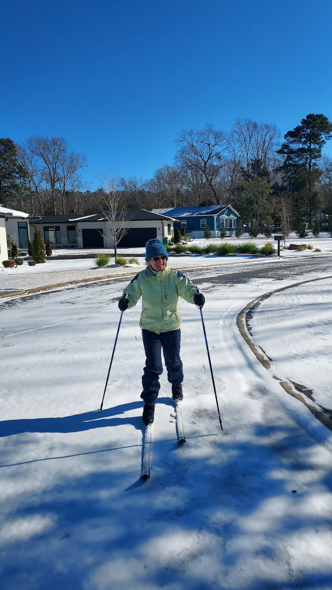 Whitewoods Adult NNN Cross Country Ski Package, 177cm (for Skiers 121-150 lbs.) customer photo 2