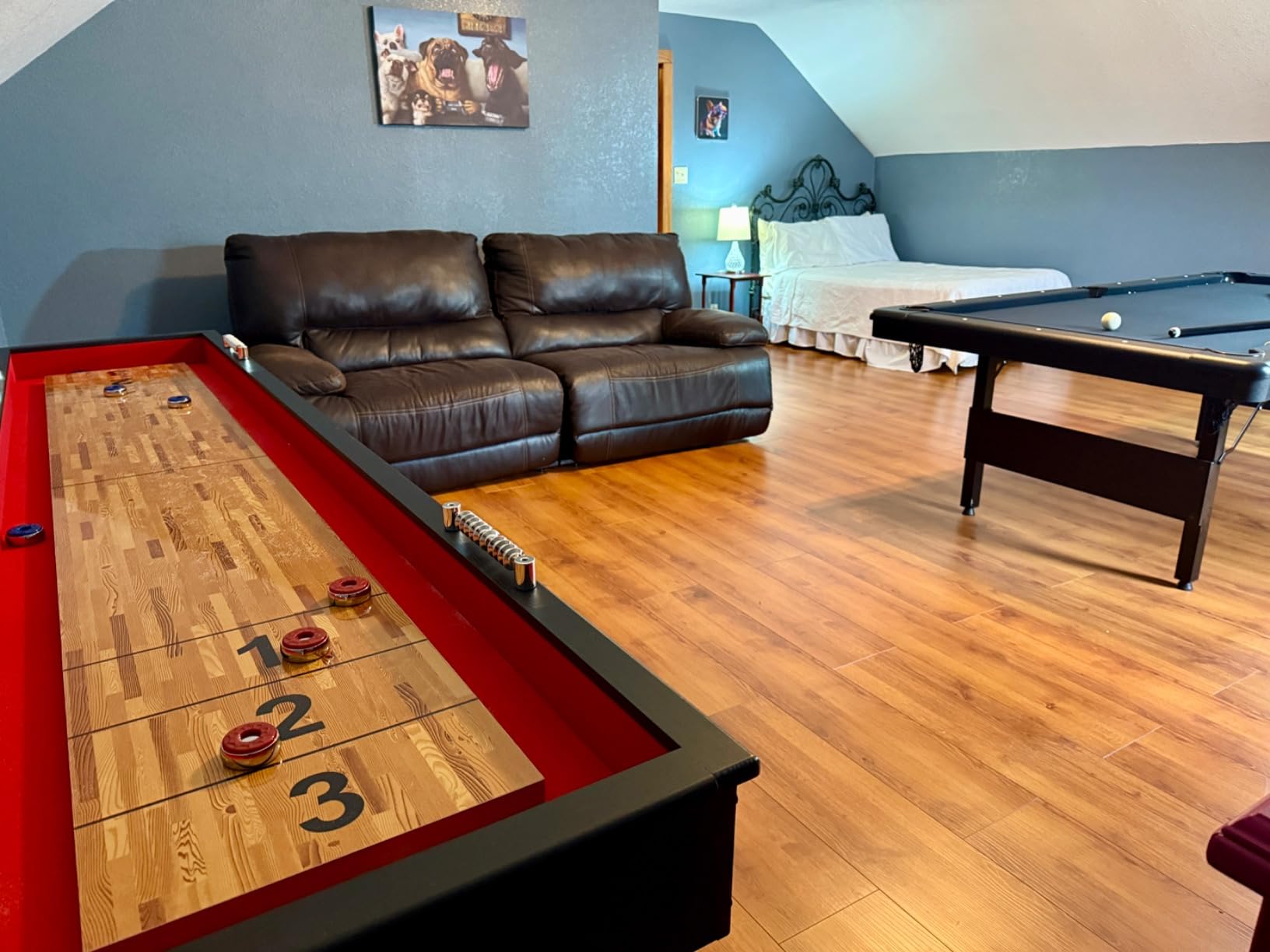 Hathaway Avenger 9 Ft Shuffleboard Table for Family Game Room – Poly-Coated Playfield, Built-in Scorer & Cabinet, Carpeted Gutters, 8 Pucks, Brush & Wax – Black Finish customer photo 1