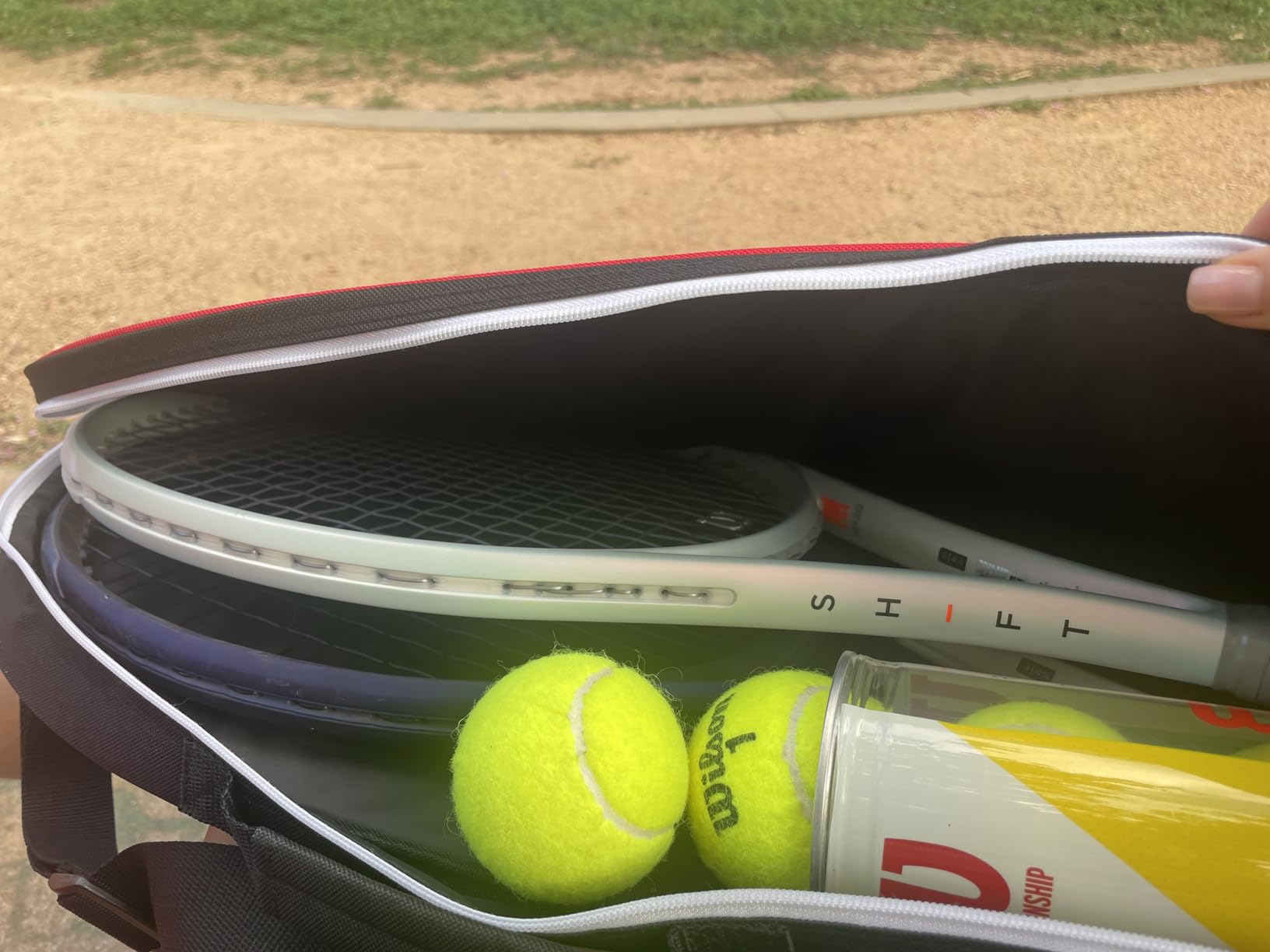 WILSON Advantage Tennis Bag Series customer photo 2