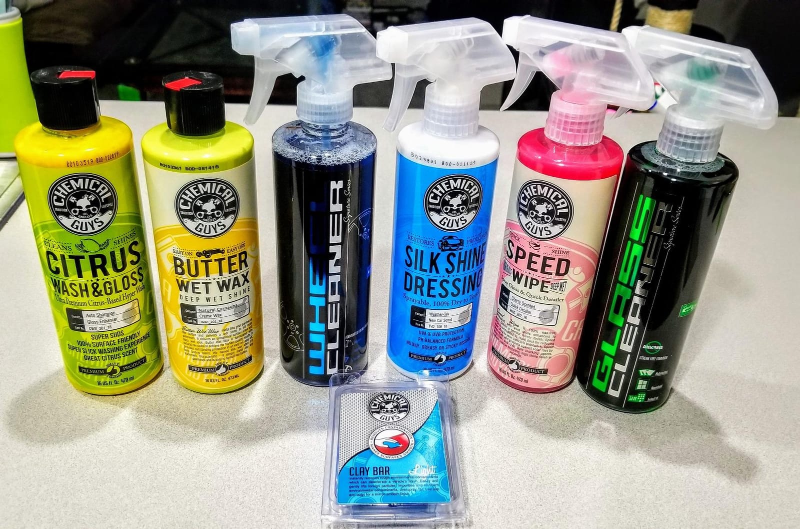 Chemical Guys, 7-Piece Starter Car Care Kit, Wash, Wax & Interior Cleaning customer photo 1