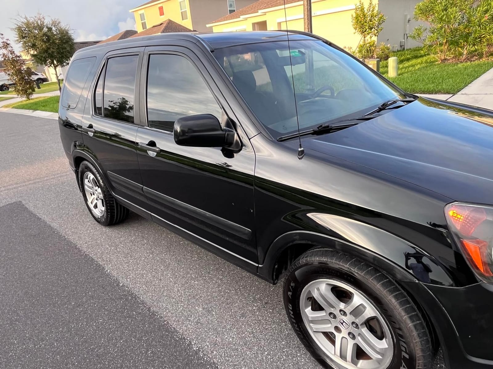 HS UltraGloss Carnauba Black Color Match Car Polish with PTFE results. The Professional Choice. 10 oz. customer photo 2