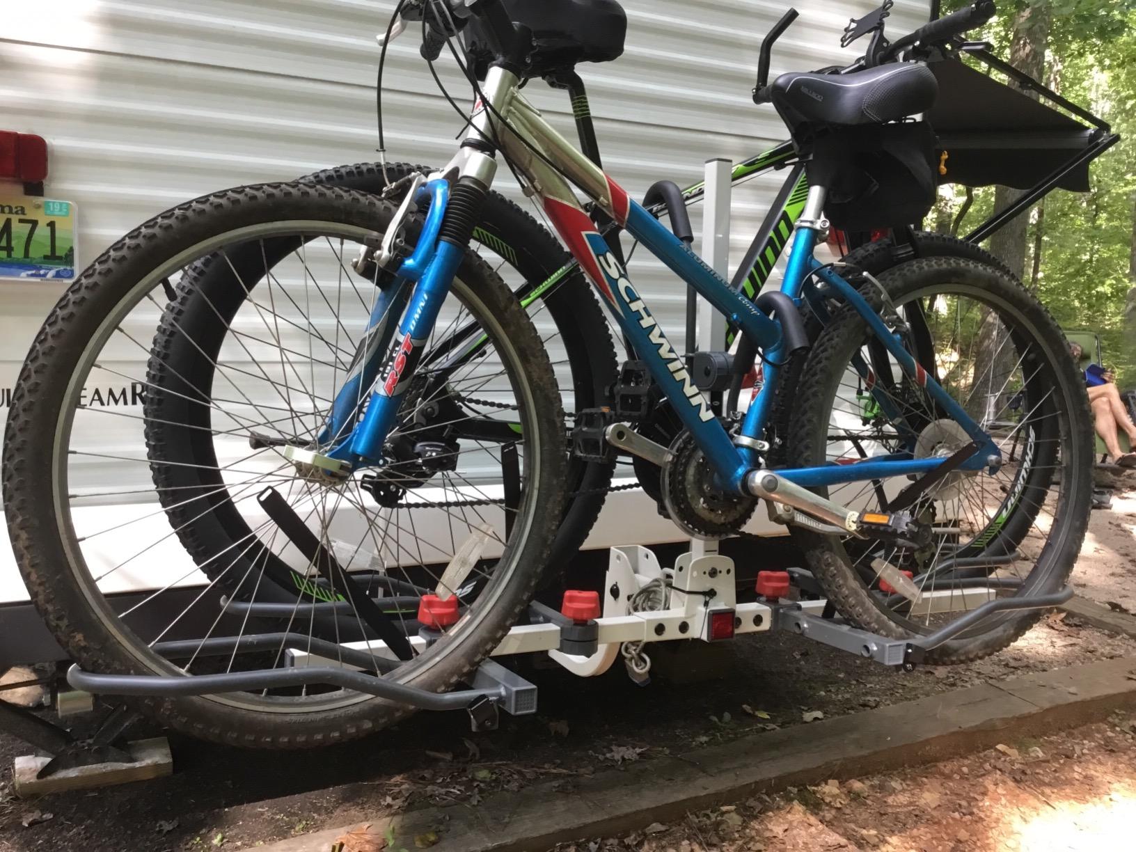 Bell Right Up 350 3-Bicycle Platform Hitch Rack customer photo 1