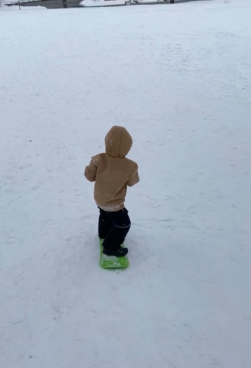 SportsStuff Kids Snow Sleds – Durable Winter Sleds, Scooters & Skates for Outdoor Snow Play customer photo 1