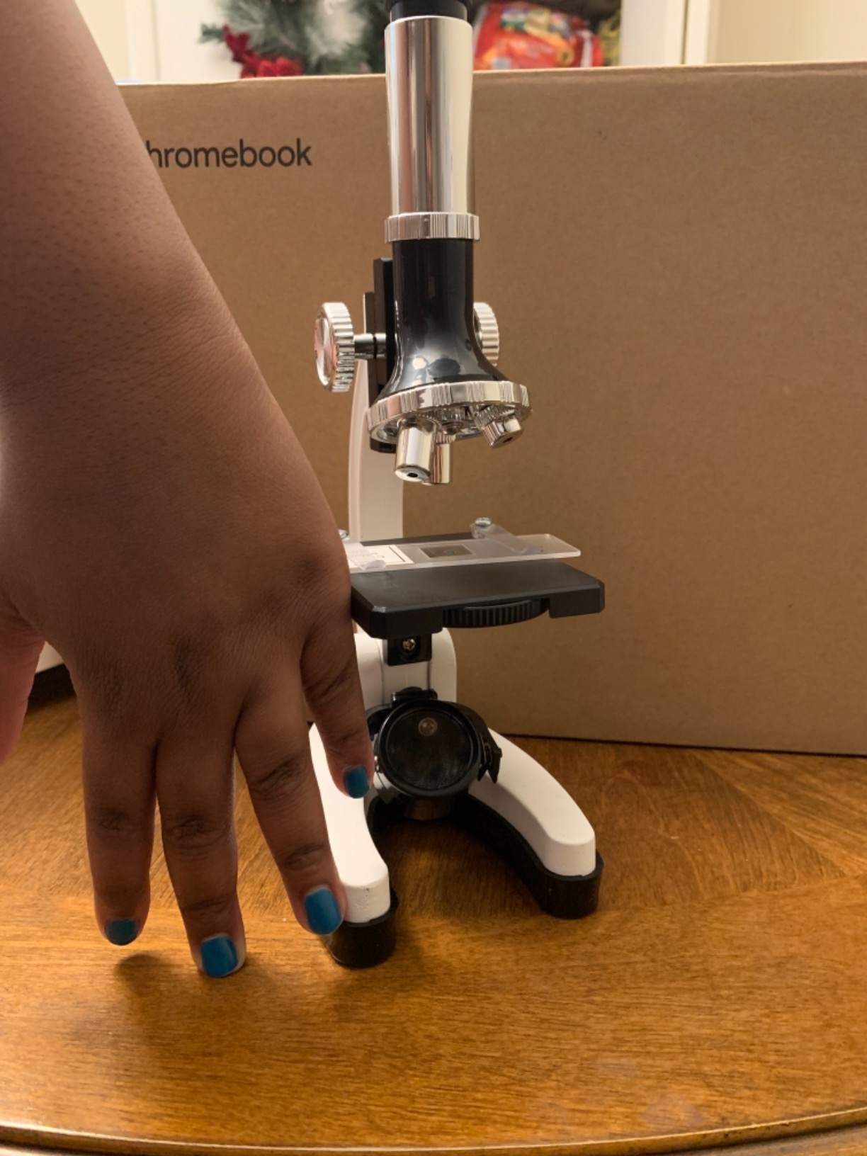 AmScope M30-ABS-KT2-W-WM Kids Microscope Kit, 1200X, 52-pc customer photo 2