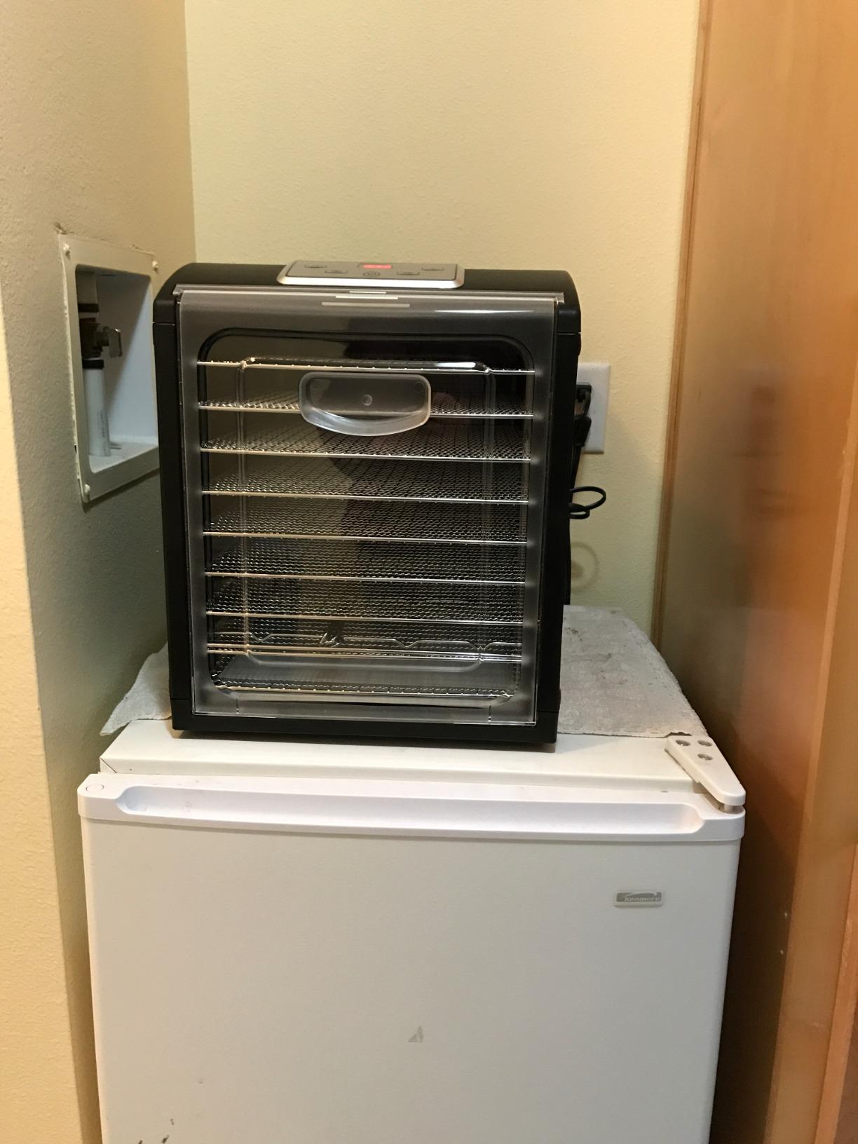 Magic Mill Premium Food Dehydrator Machine (15 Extra-Large Stainless Steel Trays) 800W Dryer for Beef Jerky, Fruits, Vegetables, Dog Treats, 48 Hour Digital Timer - 95°-167° Temperature Control customer photo 2