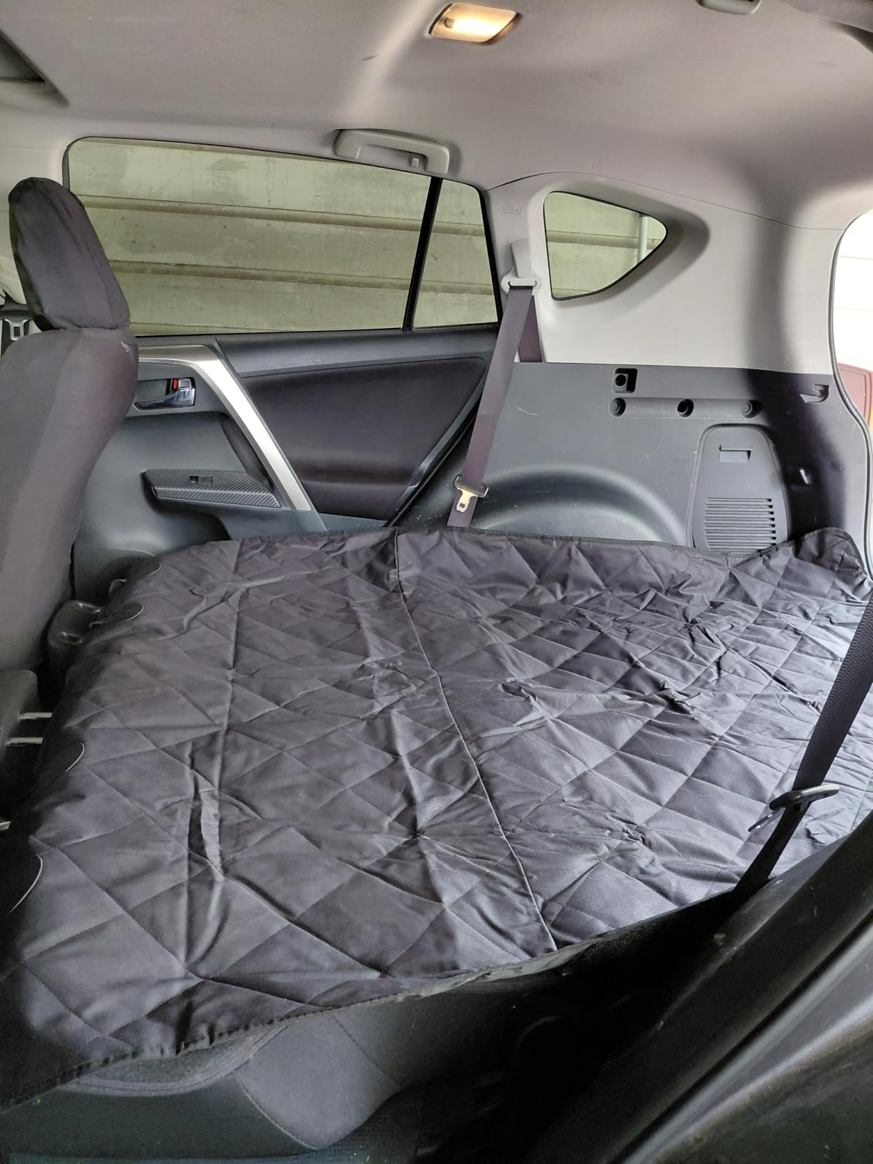 F-color SUV Cargo Liner for Dogs - Trunk Cover with Bumper Flap Protector customer photo 1