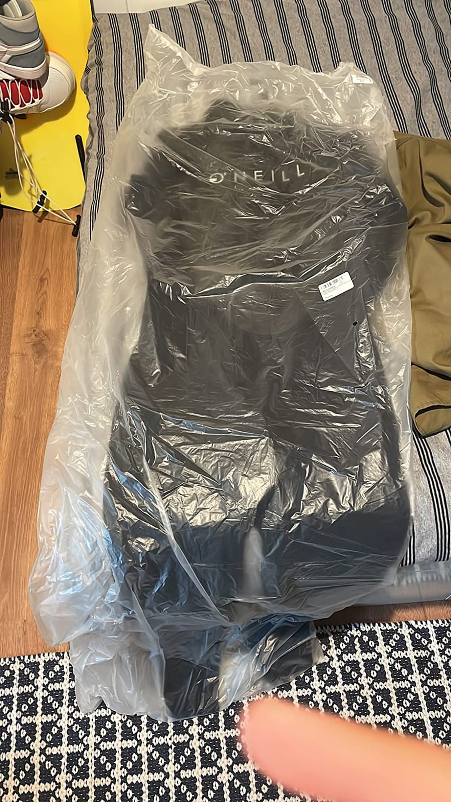 O'Neill Men's Reactor-2 3:2mm Back Zip Full Wetsuit, Lightweight Warmth and Flexibility for All Water Activities customer photo 2
