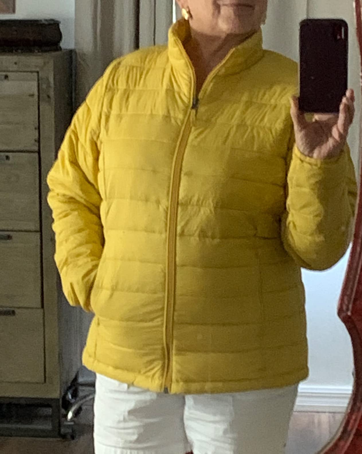 Amazon Essentials Women's Lightweight Long-Sleeve Water-Resistant Packable Puffer Jacket (Available in Plus Size) customer photo 2