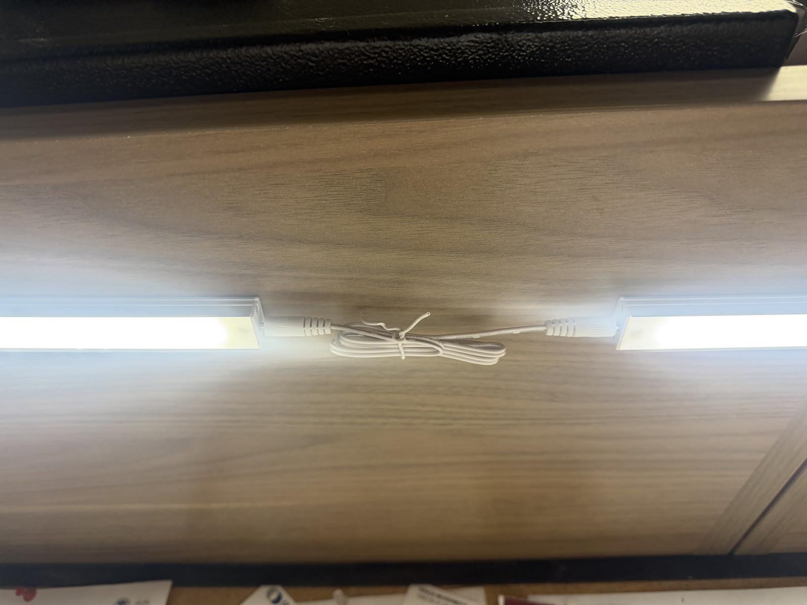 ASOKO Under Cabinet Lighting, 4500K Daylight, 3 Pack 12 inch Linkable customer photo 2