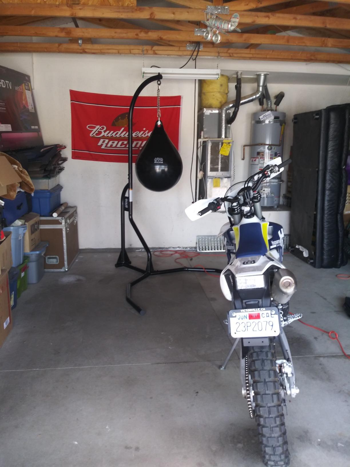 Aqua Training Punching Bag Stand, 200 lb. Capacity – Holds Any Traditional Style Heavy Bag up to 200 pounds – Extra-Wide Stance for Swinging During Training – 4 sandbags Included – 2020136455 customer photo 2