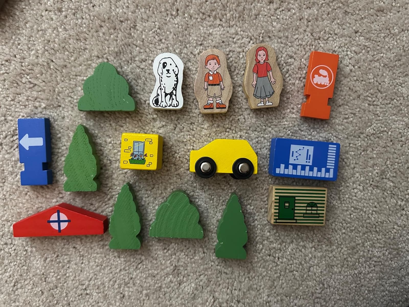 Little Tikes Real Wooden Train and Kids Table Set with Over 80 Multicolor Pieces Activity Table with Storage, Tracks, Trains, Cars, and More - Train Set Table Playset for Boys and Girls 3+ Years customer photo 1