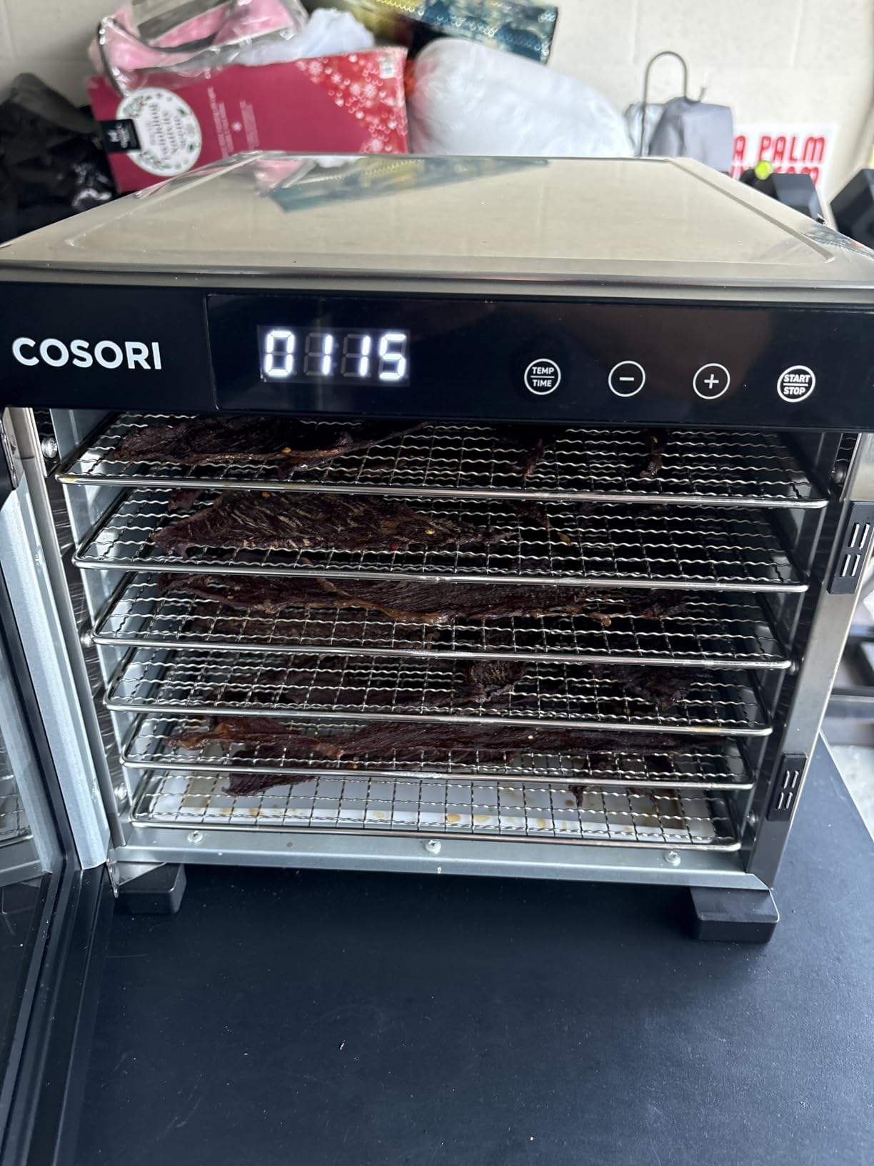 Cosori Food Dehydrator, 6 Stainless Steel Trays with 6.5 ft² Drying Space customer photo 1