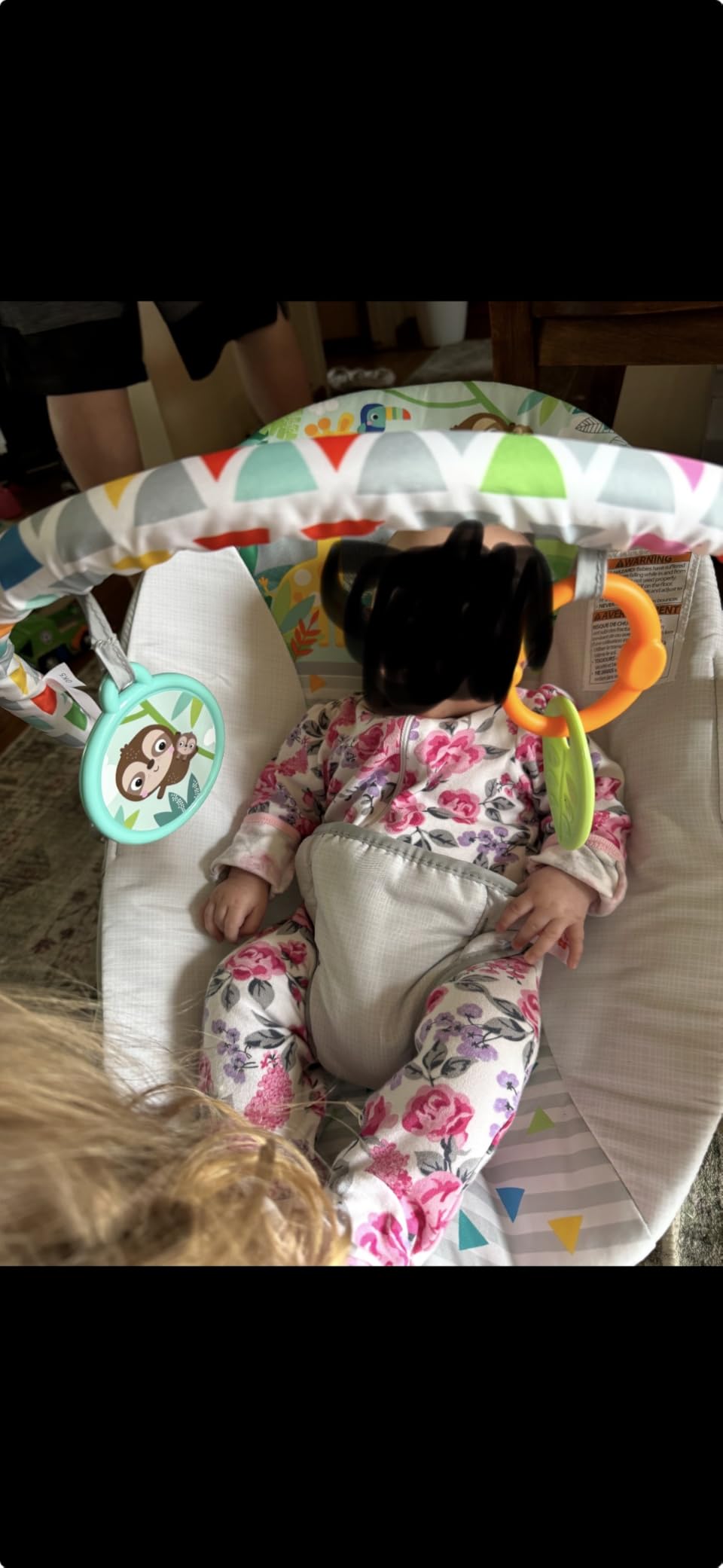 Bright Starts Baby Bouncer Soothing Vibrations Infant Seat - Removable -Toy Bar, Nonslip Feet, 0-6 Months Up to 20 lbs (Safari Fun) customer photo 2
