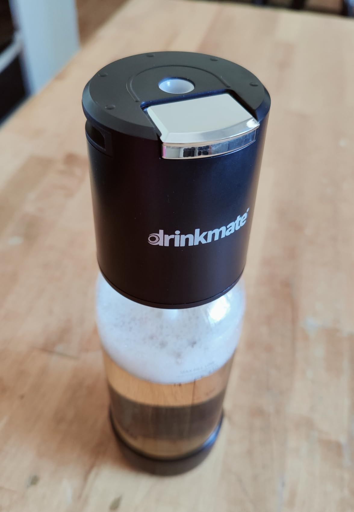 Drinkmate OmniFizz Sparkling Water Maker & Soda Streaming Machine | Carbonates Any Drink | SPECIAL BUNDLE | Includes 60L CO2 Cartridge + Two BPA-Free Bottles (Matte Black) customer photo 2