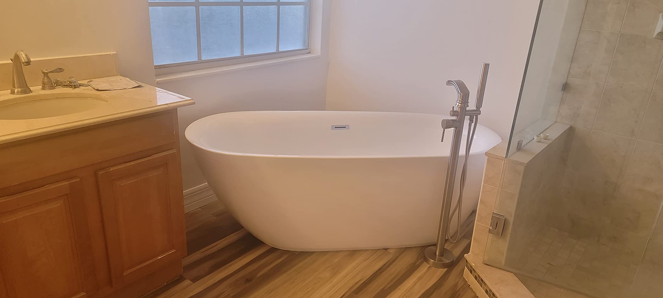 ANZZI Freestanding Bathtub 67 In Acrylic Glossy White Flat Bottom Soaking customer photo 1