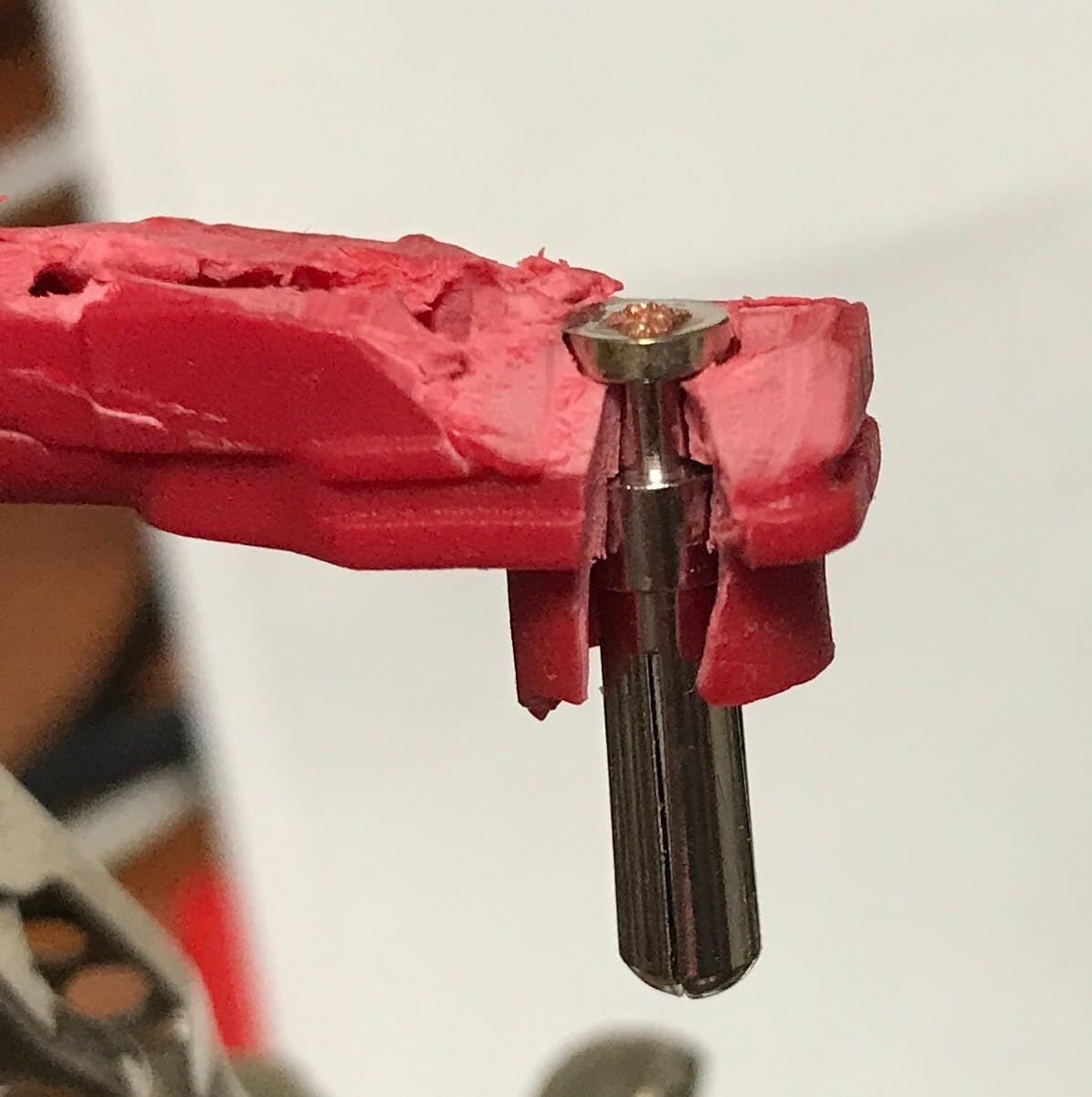 KAIWEETS HT206D Digital Clamp Meter T-RMS 6000 Counts, Multimeter Voltage Tester Auto-ranging, Measures Current Voltage Temperature Capacitance Resistance Diodes Continuity Duty-Cycle (AC/DC Current) customer photo 1