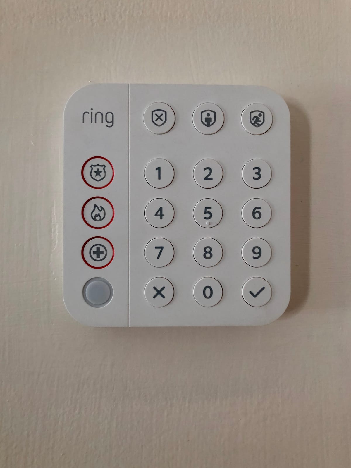 Ring Alarm 5-Piece Kit (newest model), Wireless smart home or business security system, expandable, easy setup, Mobile App Control, 24/7 Professional Monitoring, Alexa Compatible customer photo 2