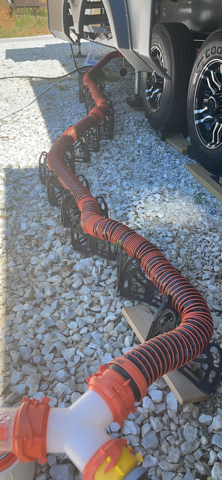 Camco RhinoEXTREME 20 Ft RV Sewer Hose Kit, Pre-Assembled, Swivel Fittings customer photo 2