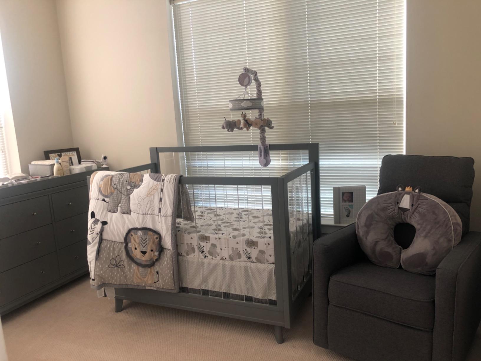 DaVinci Gabby Glider Recliner Nursery Chair w/ 360° Swivel - Misty Grey customer photo 2