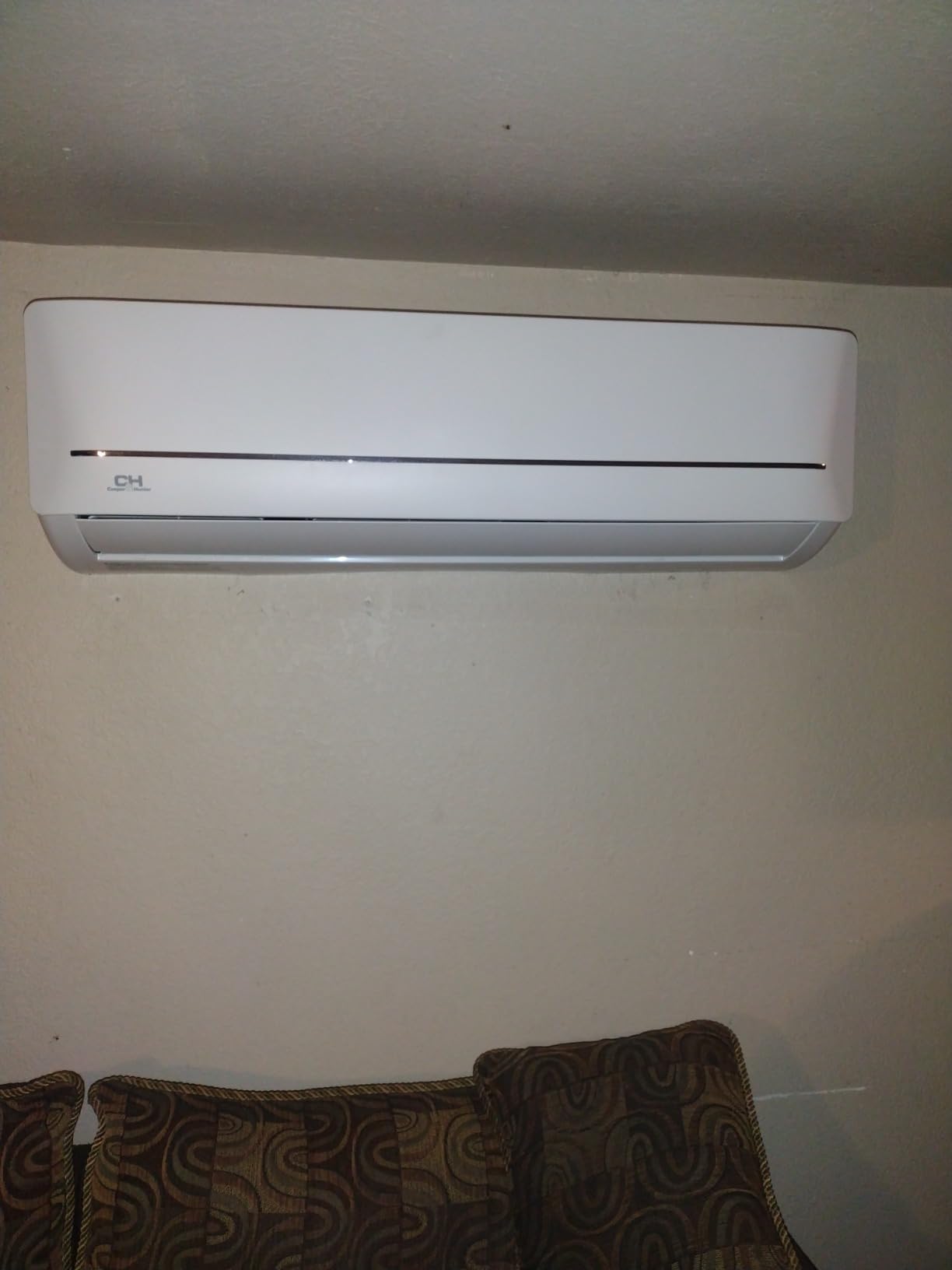 Cooper & Hunter 24,000 BTU 230V Wall Mount Mini Split AC, 18.7 SEER2 customer photo 1
