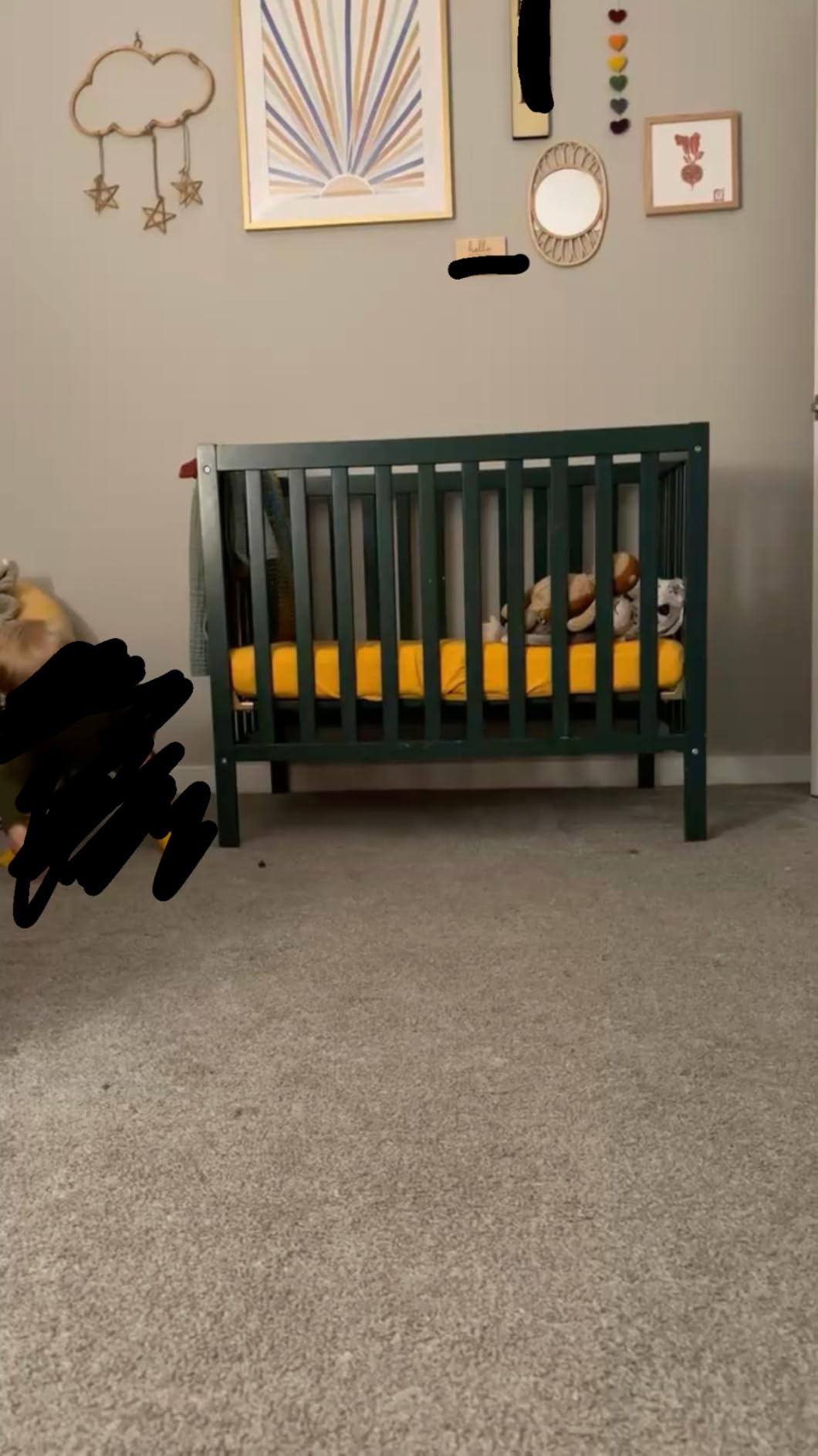 Dream On Me Edgewood 4-in-1 Convertible Mini Baby Crib in Cool Grey, GreenGuard Gold & JPMA, Non-Toxic, Compact 40×25×33″ Design, Converts to Mini Daybed & Twin Bed, 1″ Mattress Pad customer photo 2