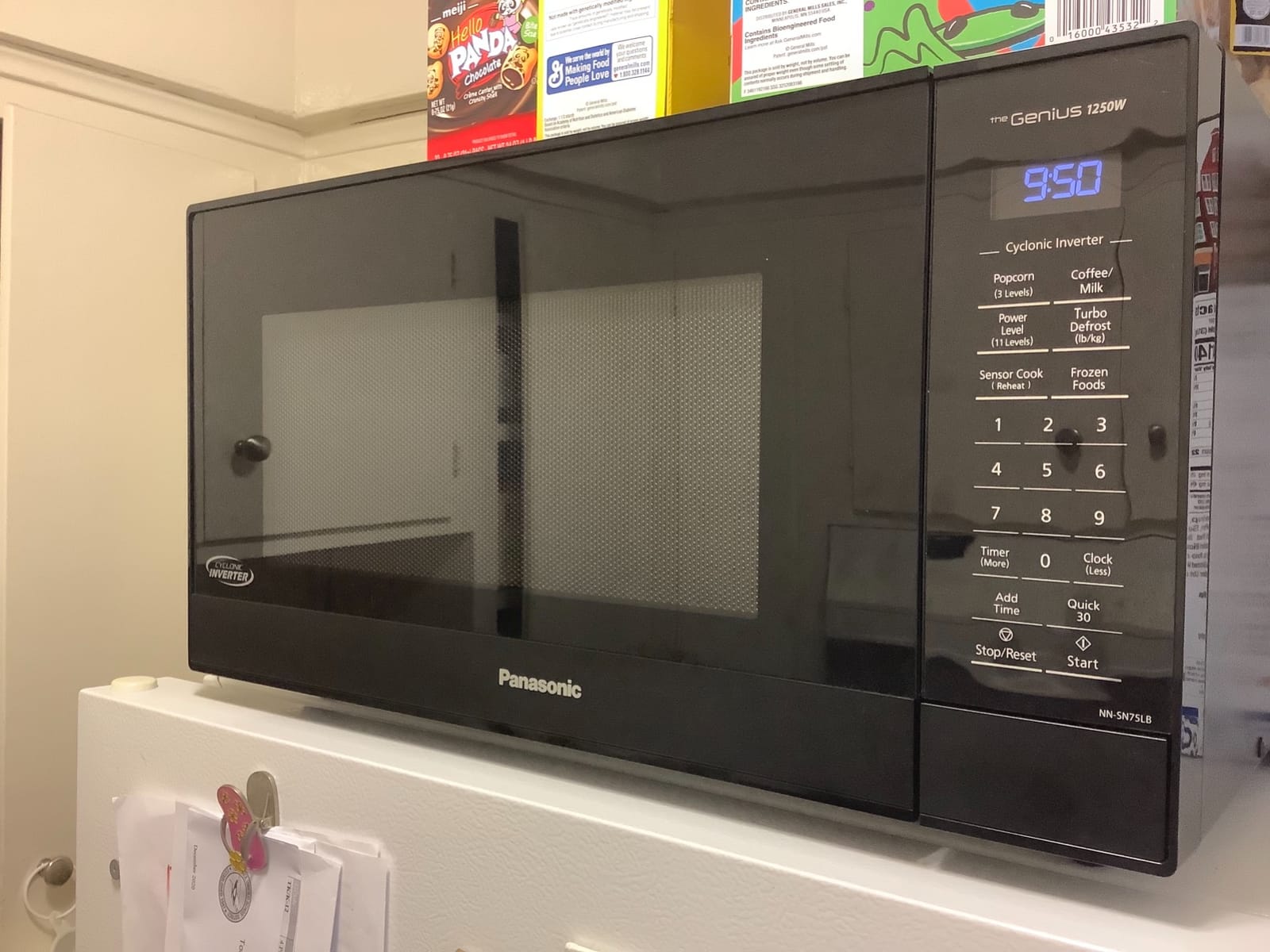 Panasonic NN-SN75LB cu.ft Cyclonic Inverter Countertop Microwave Oven 1250Watt Power with Genius Sensor Cooking, 1.6 cft, Black customer photo 2