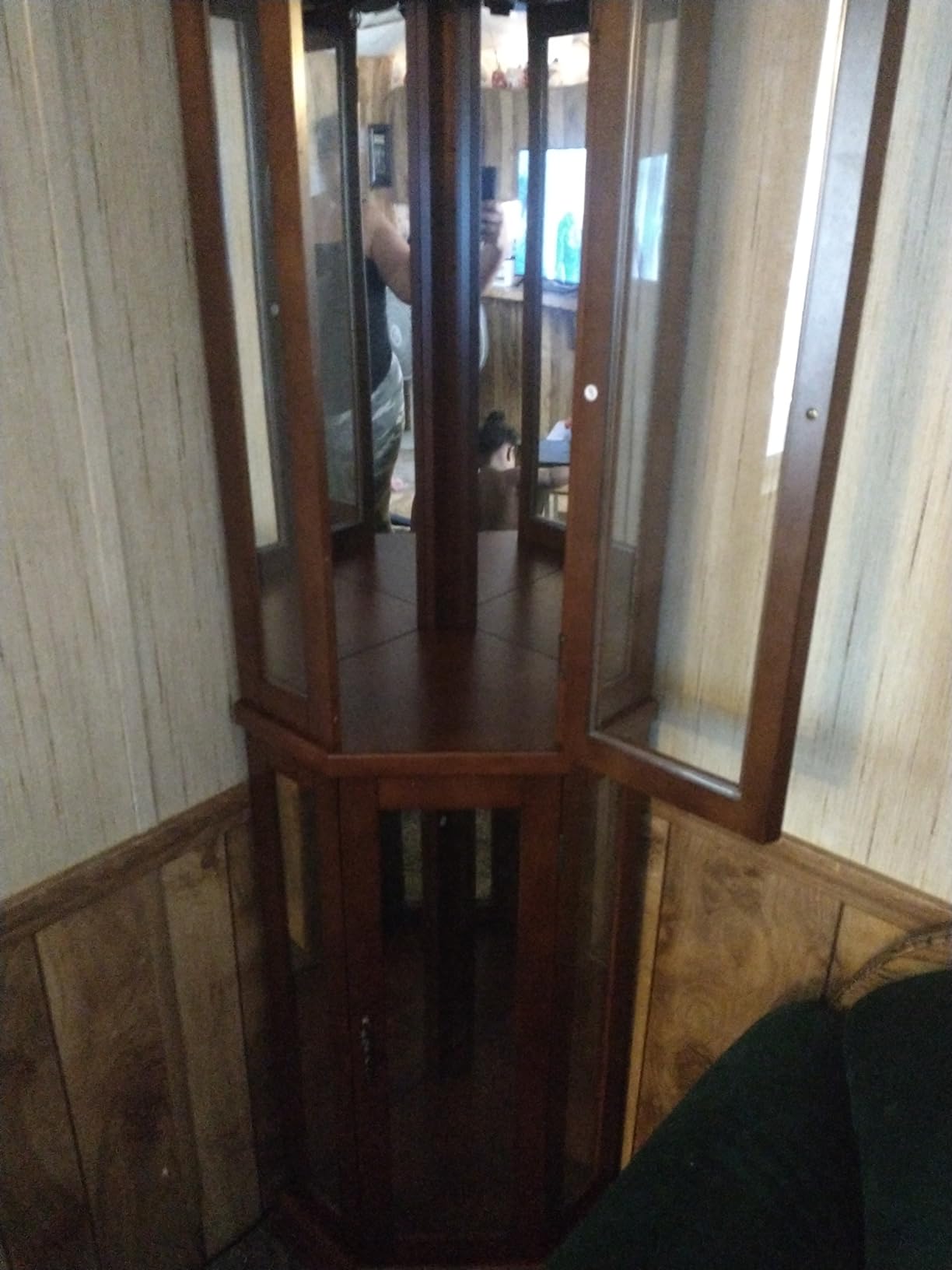 BELLEZE Lighted Wooden Corner Display Curio Cabinet, Two Section Shelving Unit with Tempered Glass Door, Bar and Liquor Storage Area with 6 Shelves - Lorona (Cherry) customer photo 2