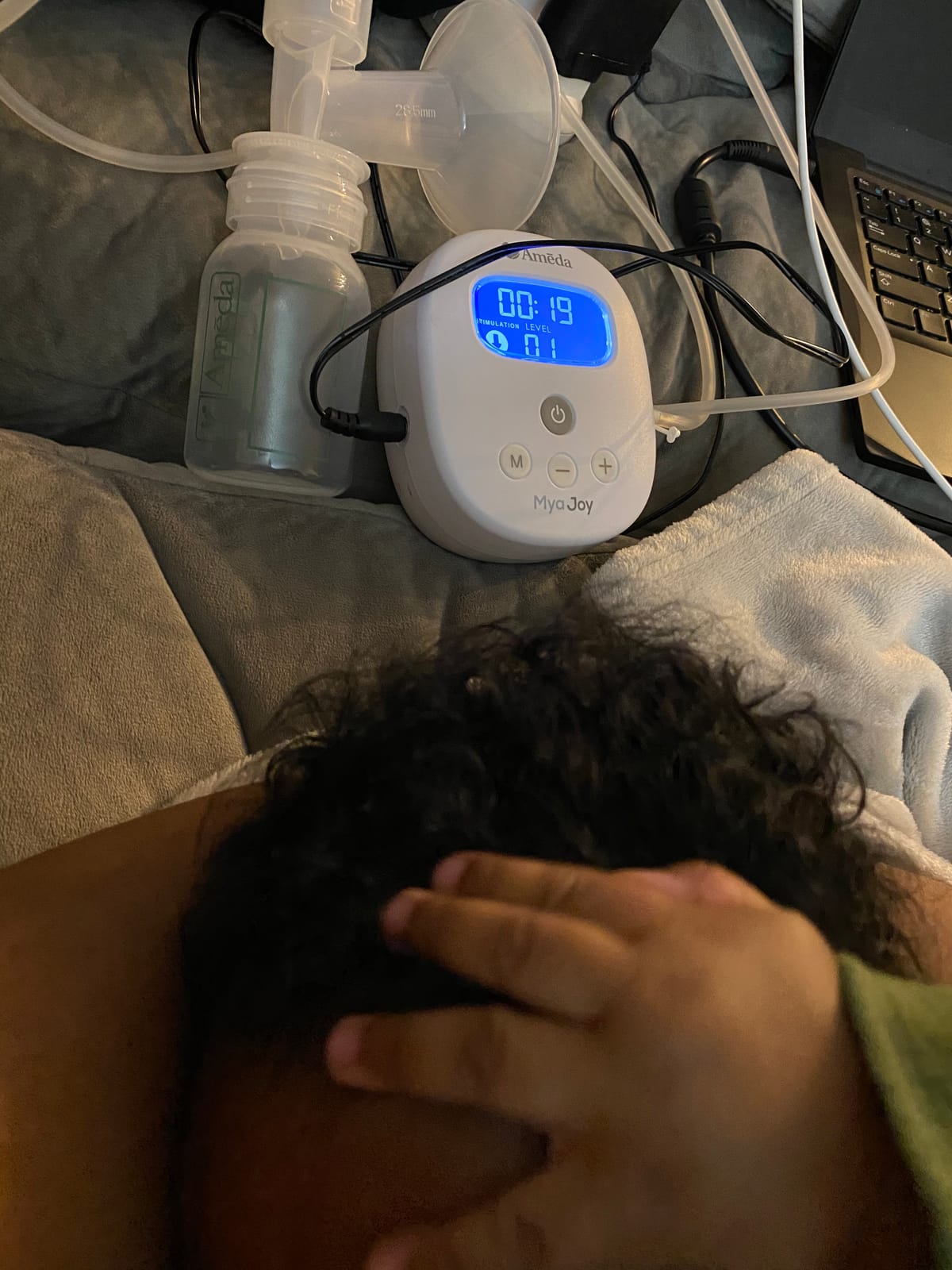 Ameda MYA Joy Portable Double Electric Breast Pump | Hospital Grade customer photo 1
