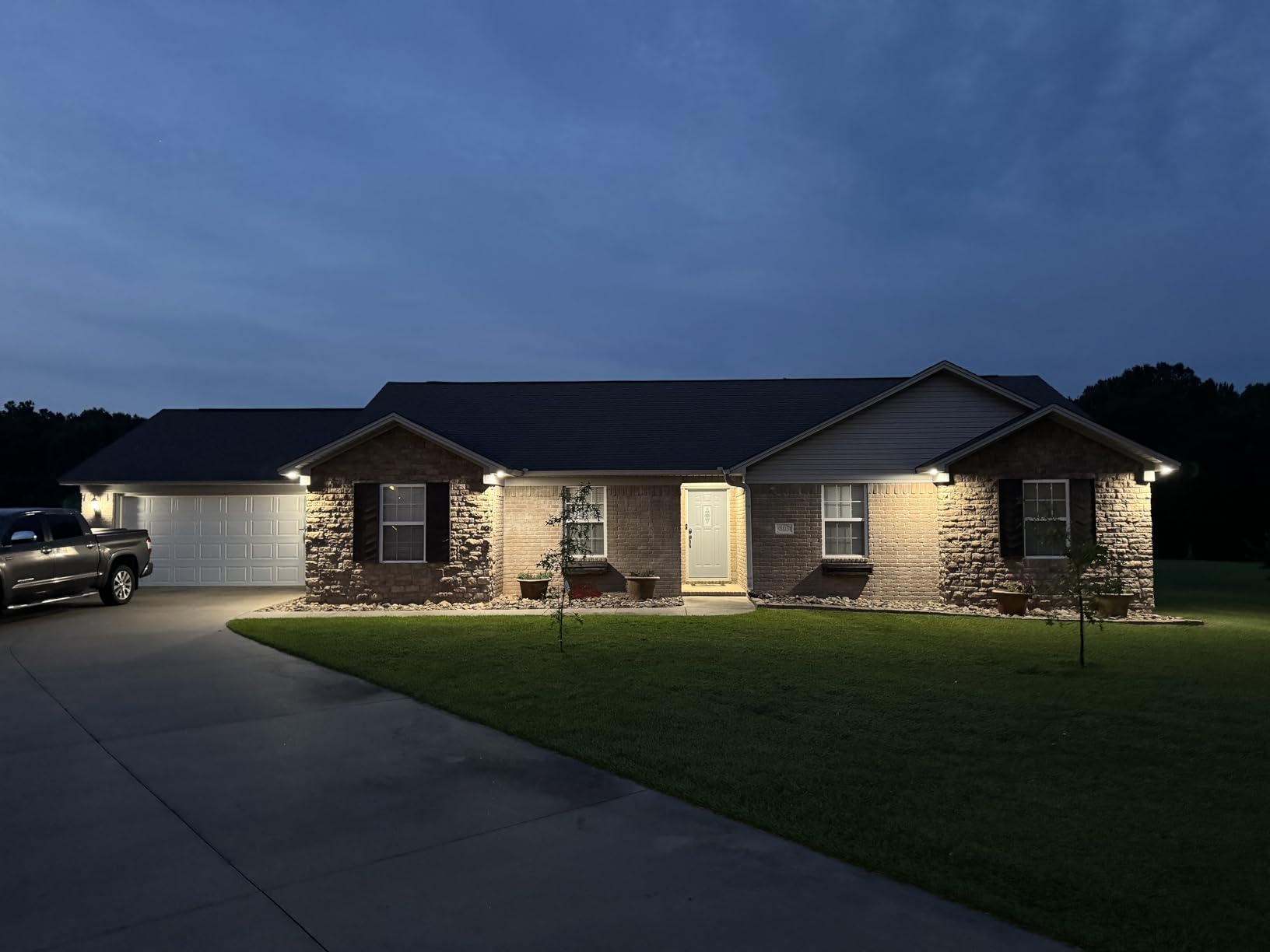 HALO HLB 4 inch LED Recessed Light, Thin Canless, Dimmable w/Selectable Color Temperatures, 6-Pack - HLB40699FS1EMWR-6PK customer photo 1
