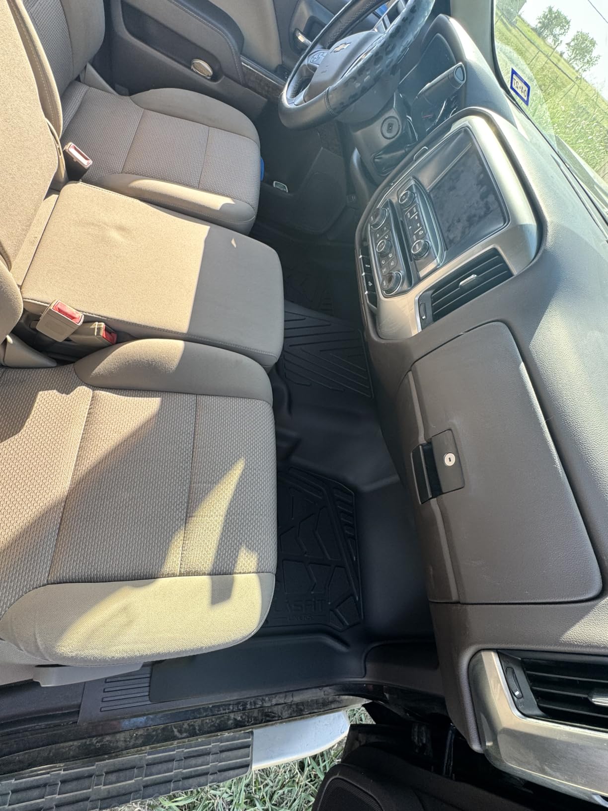 LASFIT Floor Mats for Chevy Silverado/GMC Sierra 1500 2019-2026 customer photo 1