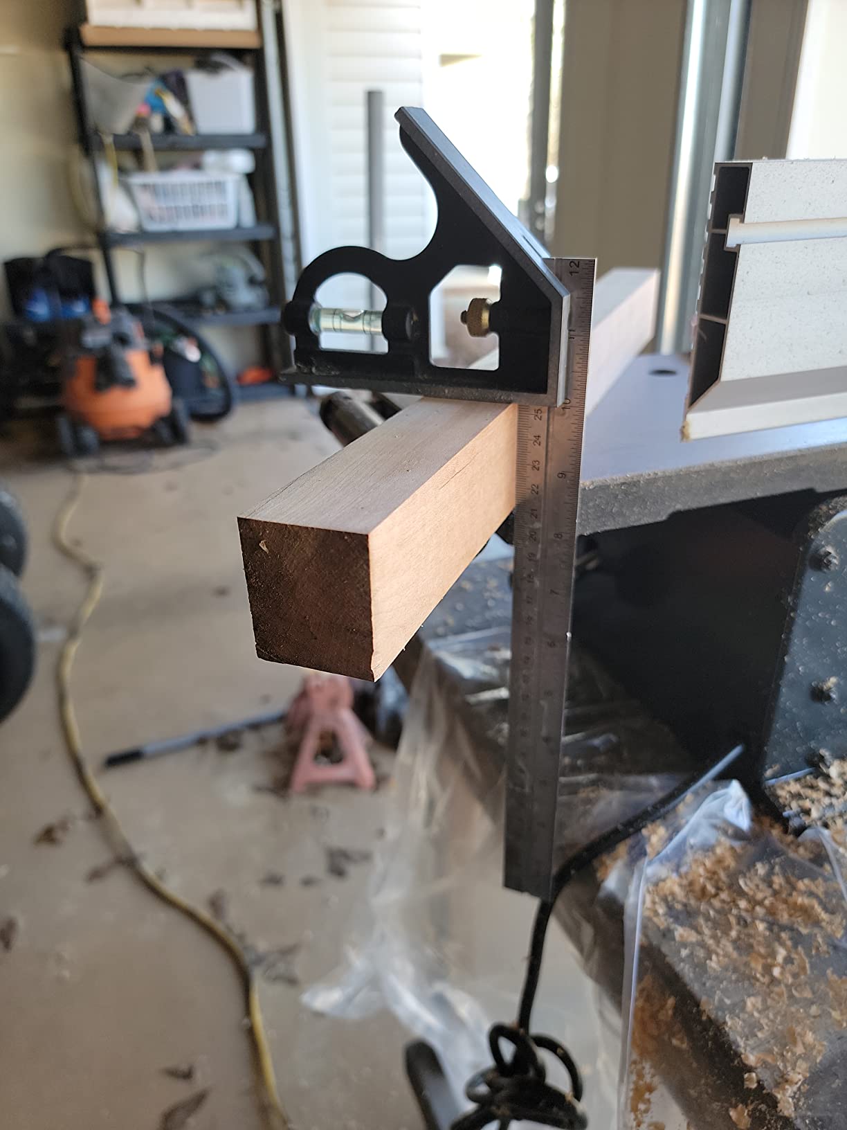 Wahuda Tools Jointer - 10-inch Benchtop Wood Jointer, Spiral Cutterhead Portable Jointer, Cast Iron Tables w/Pull Out Extensions, 4-Sided Carbide Tips & 12amp Motor, Woodworking Tools (50110CC-WHD) customer photo 1