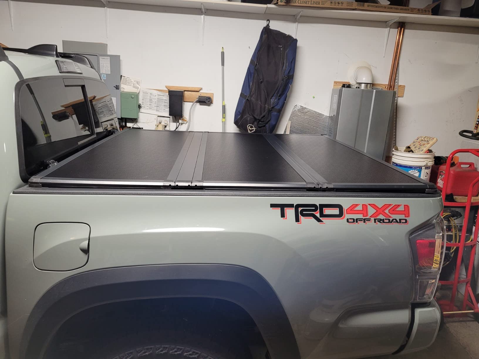 Kikito Hard Tri-Fold Tonneau Cover for 2016-2026 Toyota Tacoma 5Ft Bed (59.8-60.5in) | Waterproof & No-Drill Installation customer photo 2