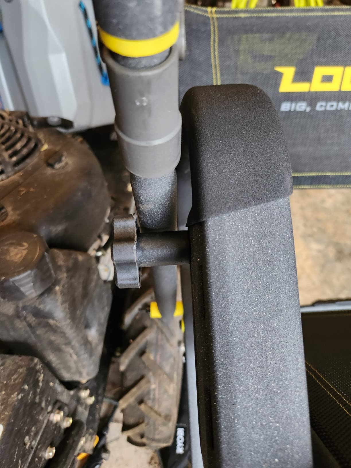 Rivers Edge® Lockdown™ 21' Wide, Towering 21' Height, Flip-Up TearTuff™ Mesh Seat, The Ultimate Shooting Rail™, Patent-Pending Ground-Level Ratcheting Technology™, LD200 customer photo 1