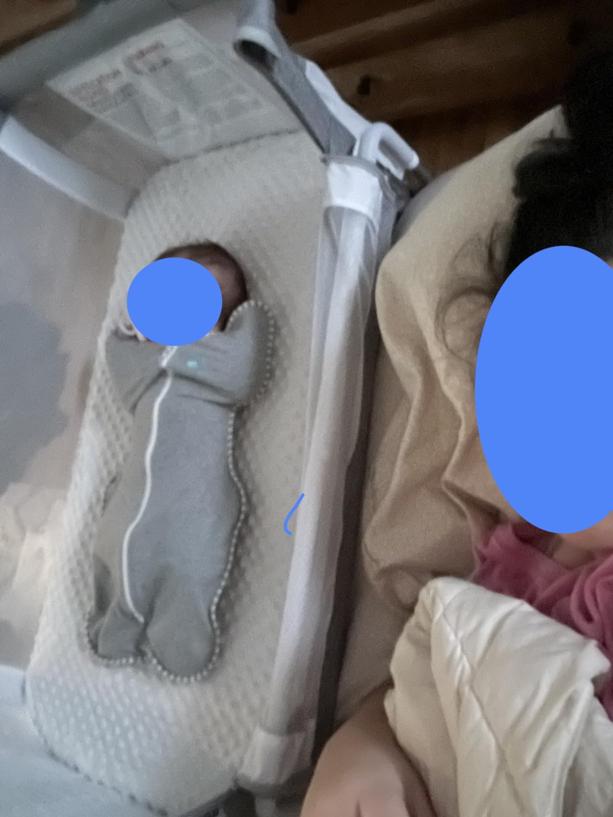 Milliard Baby Bedside Bassinet Sleeper, Bassinet for Newborn with Plush Mattress, Mesh Breathable, Adjustable Side Sleeper Portable Crib for Infant customer photo 2