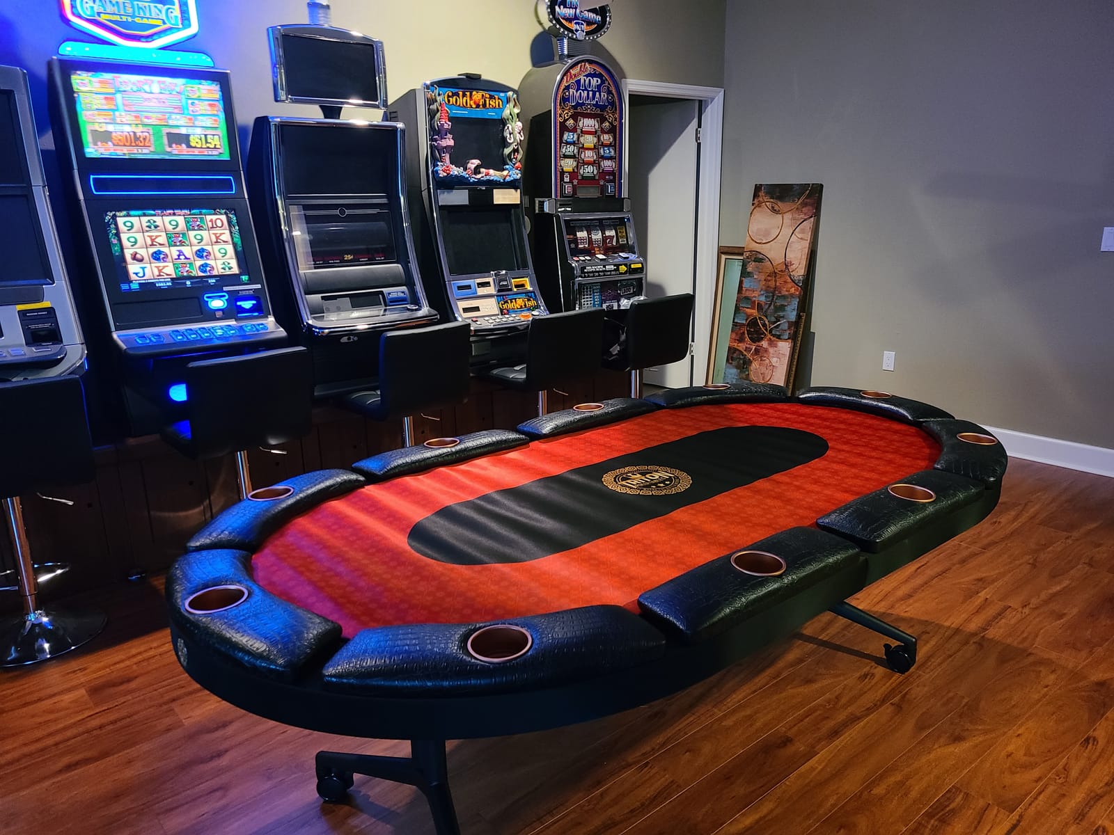Triton Premium Foldable Poker Table - Poker Table for 10 Players Long-Lasting, Luxurious Vegas Style Casino Experience at Home, Padded Armrests and Cup Holders, Perfect for Texas Holdem Games customer photo 1