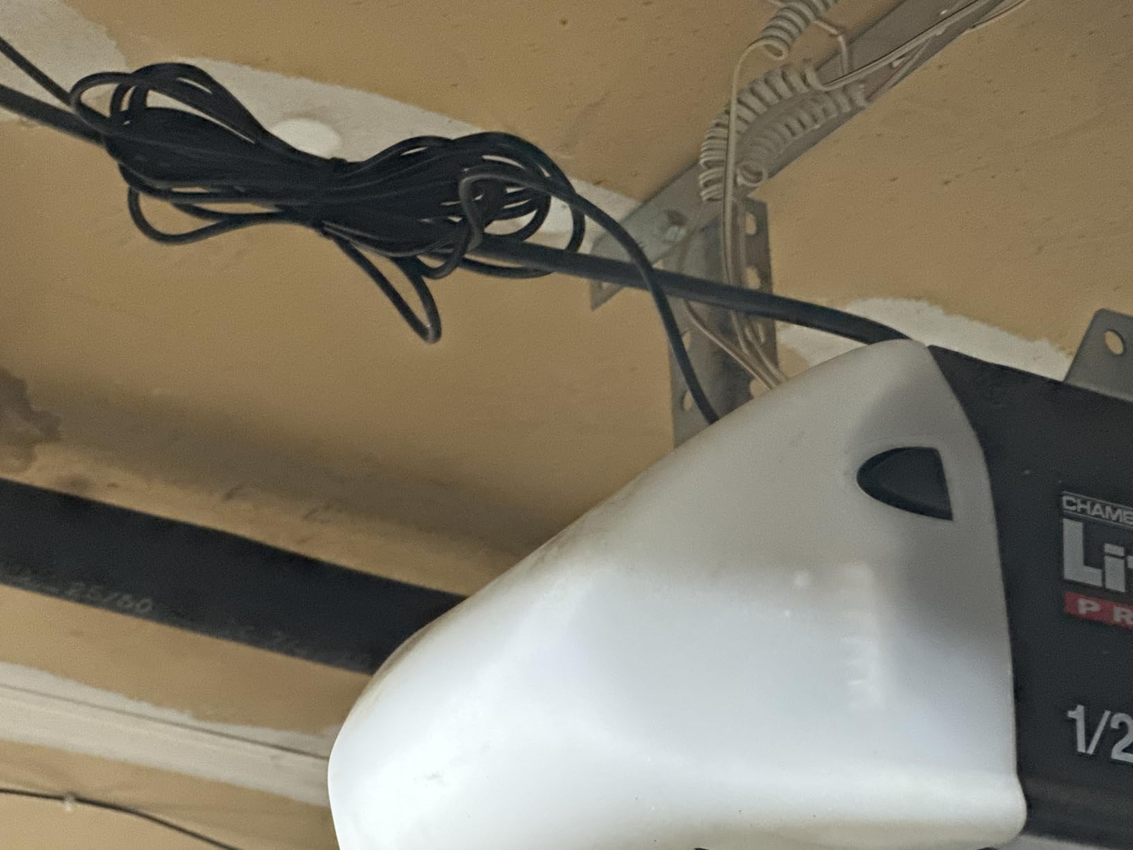 meross Smart Garage Door Opener Remote with External Antenna customer photo 2