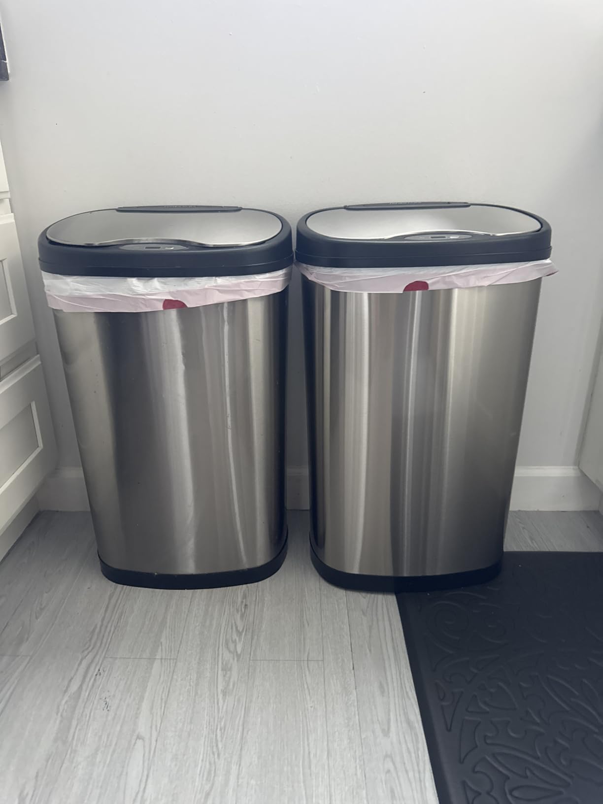 Ninestars 13 Gallon Oval Automatic Trash Can, 50L Touchless Motion Sensor Garbage Can with Odor-Sealing Lid & One-Touch Manual Mode, Silver Stainless Steel, Black Trim customer photo 2
