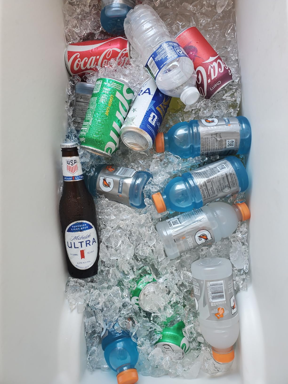 Coleman Classic Series Insulated Portable Rolling Cooler with Wheels, Leak-Resistant Outdoor Hard Cooler Keeps Ice up to 5 Days customer photo 1