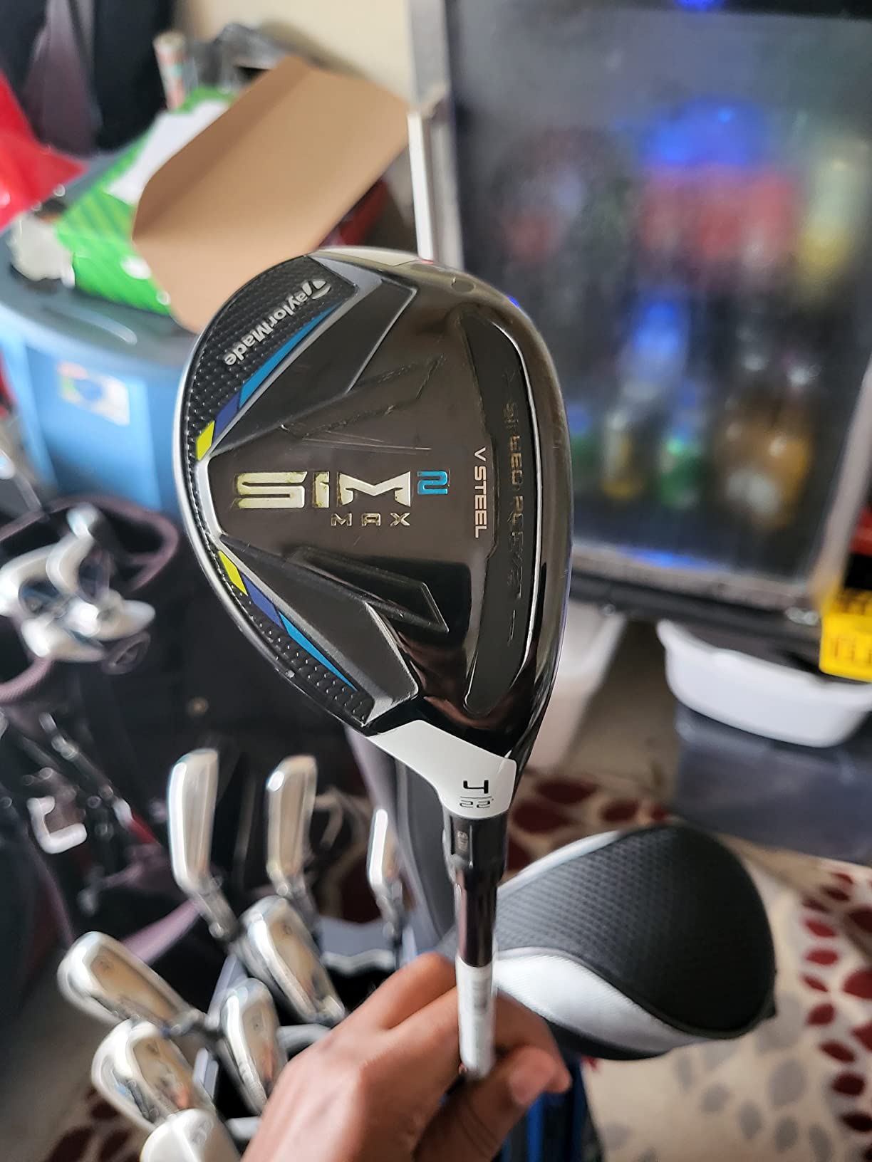 TaylorMade SiM 2 Max Rescue Mens customer photo 1