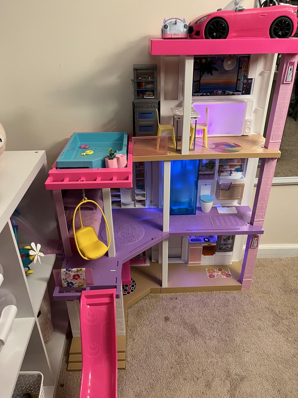 Barbie Dreamhouse Dollhouse Playset customer photo 2